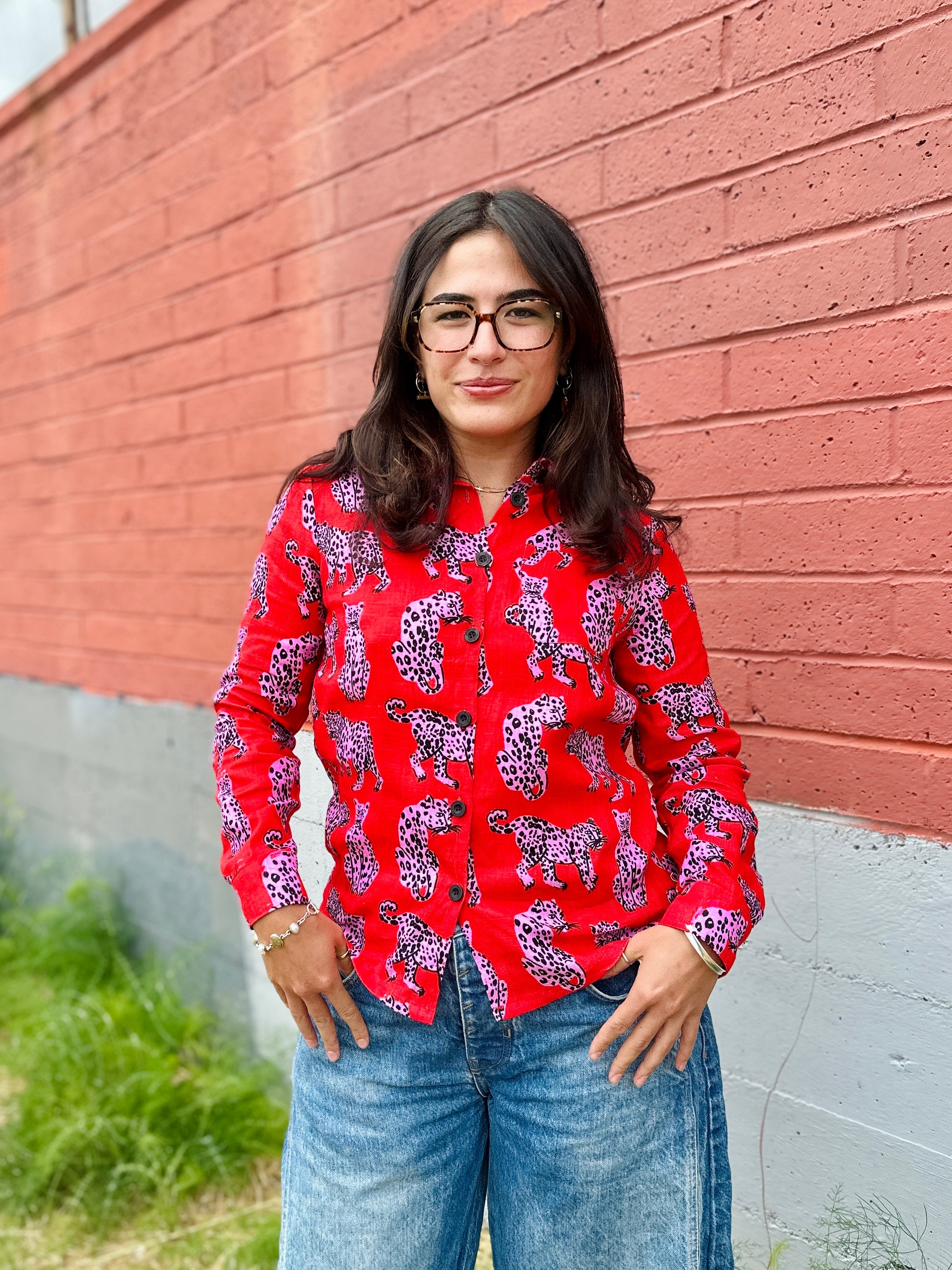 Classic Button Down Sondler Cat