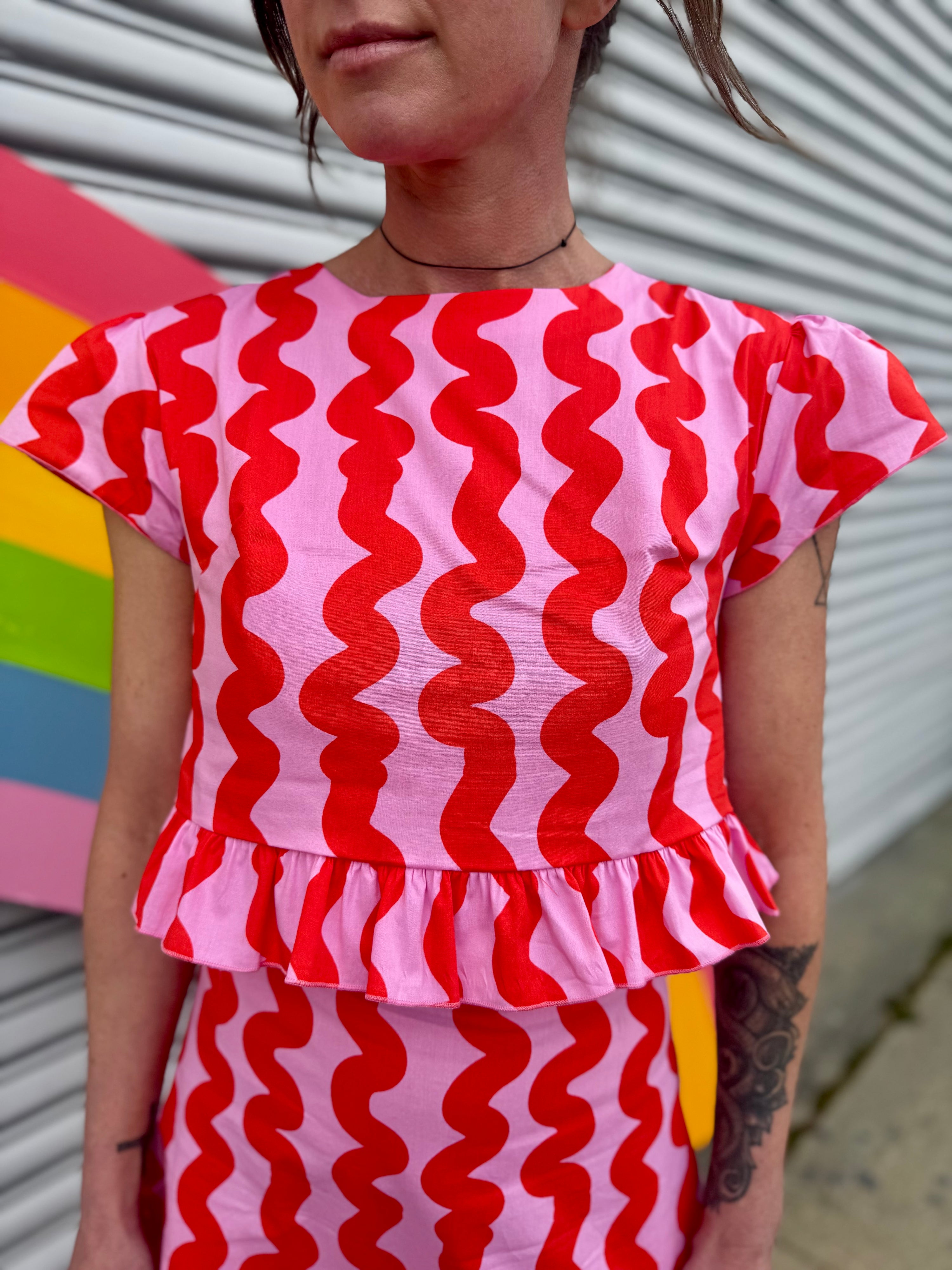 Gail Top Pink Squiggle
