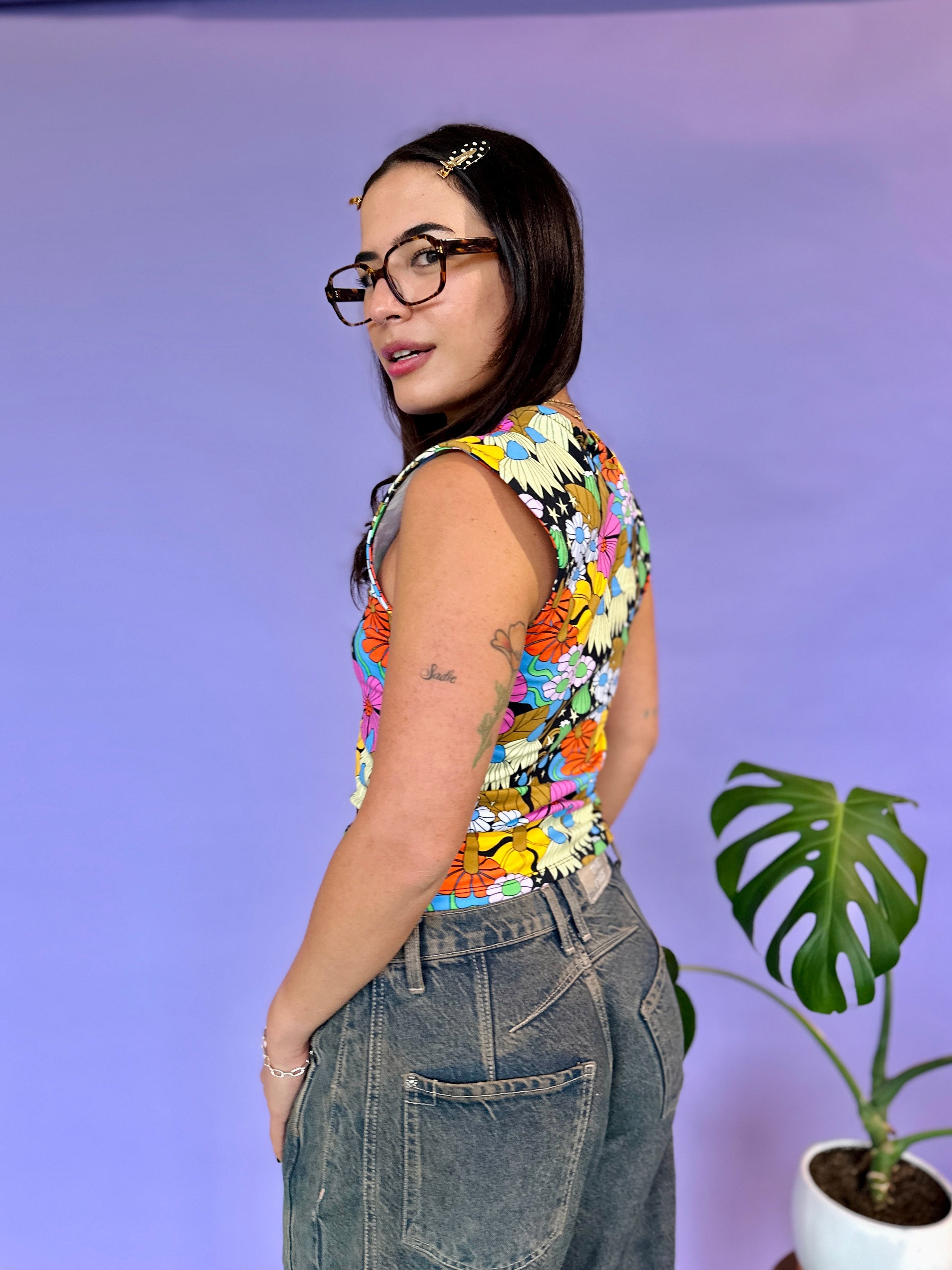 Scoop Top Cosmic Floral