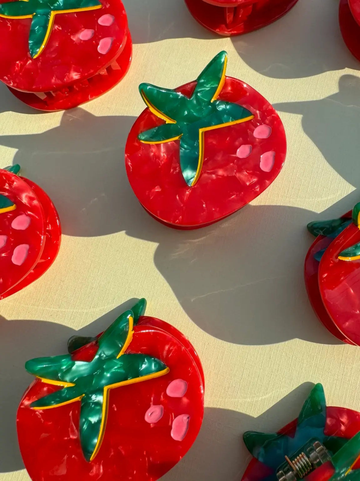 Tiny Tomato Hair Claw