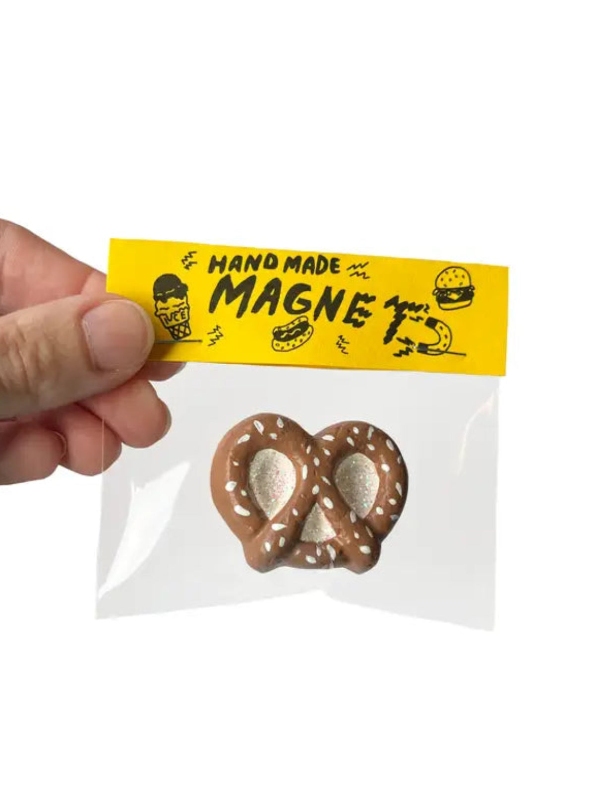 Pretzel Magnet