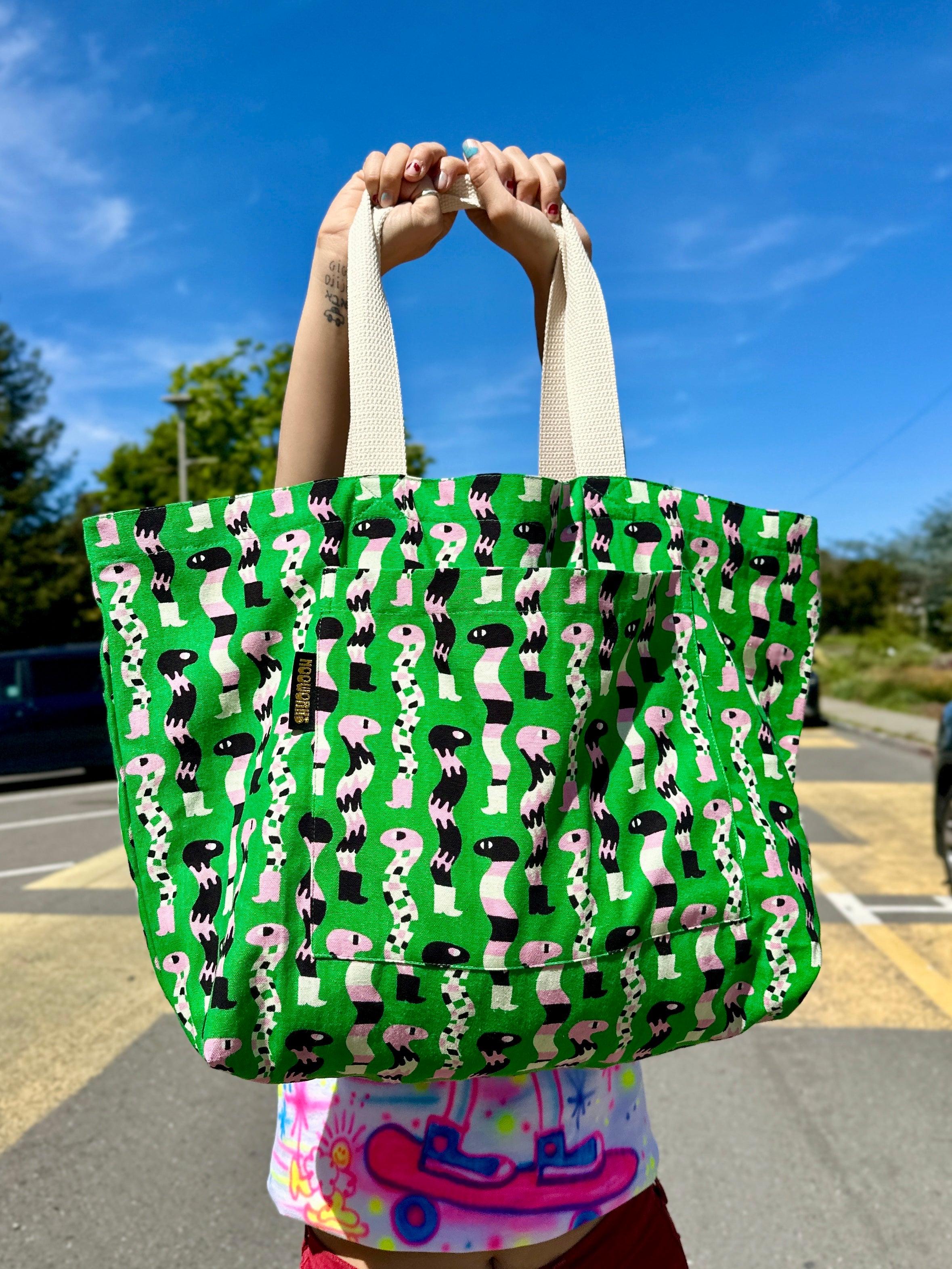 The Mega Tote Sssnakes