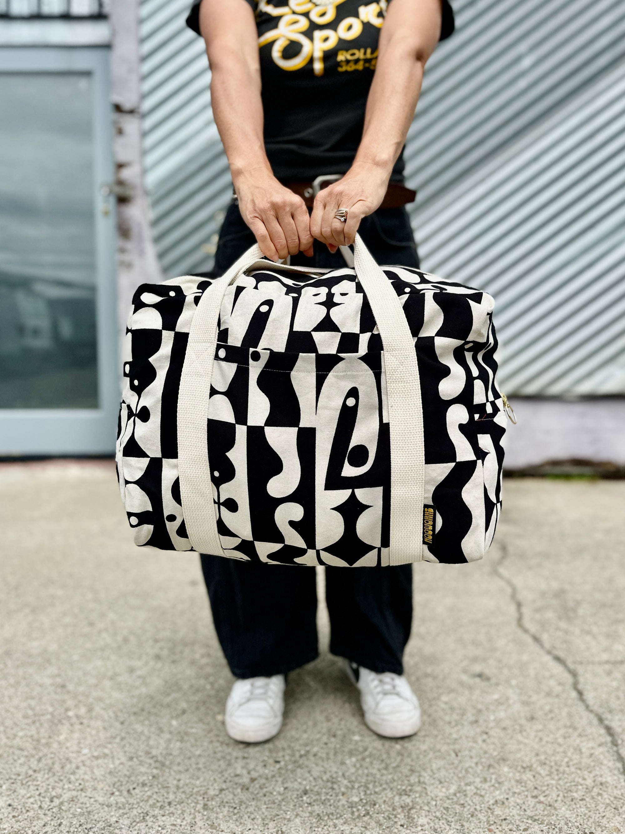 The Weekender Bag - Illusions