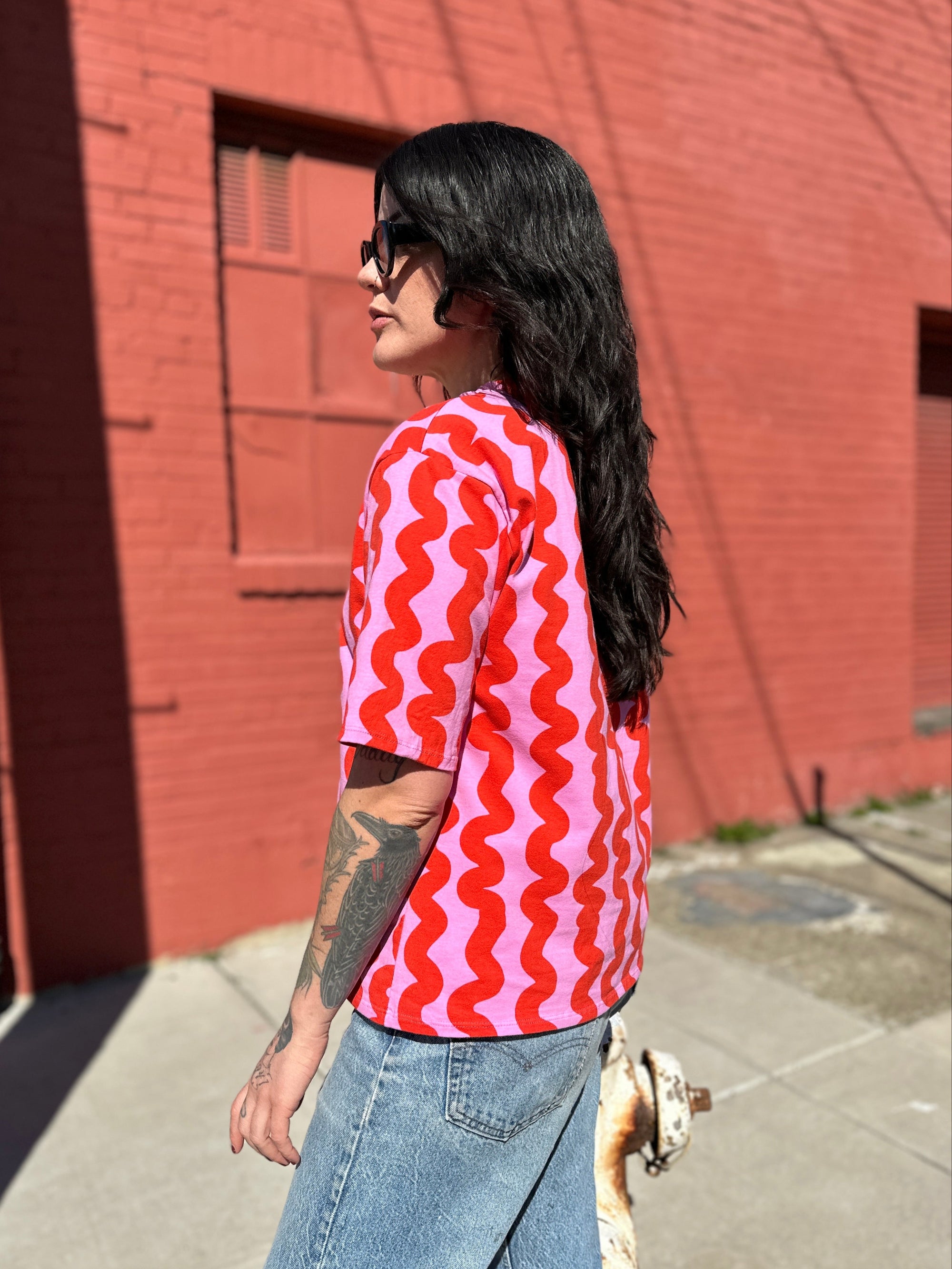 Oversized Tee Pink Squiggle