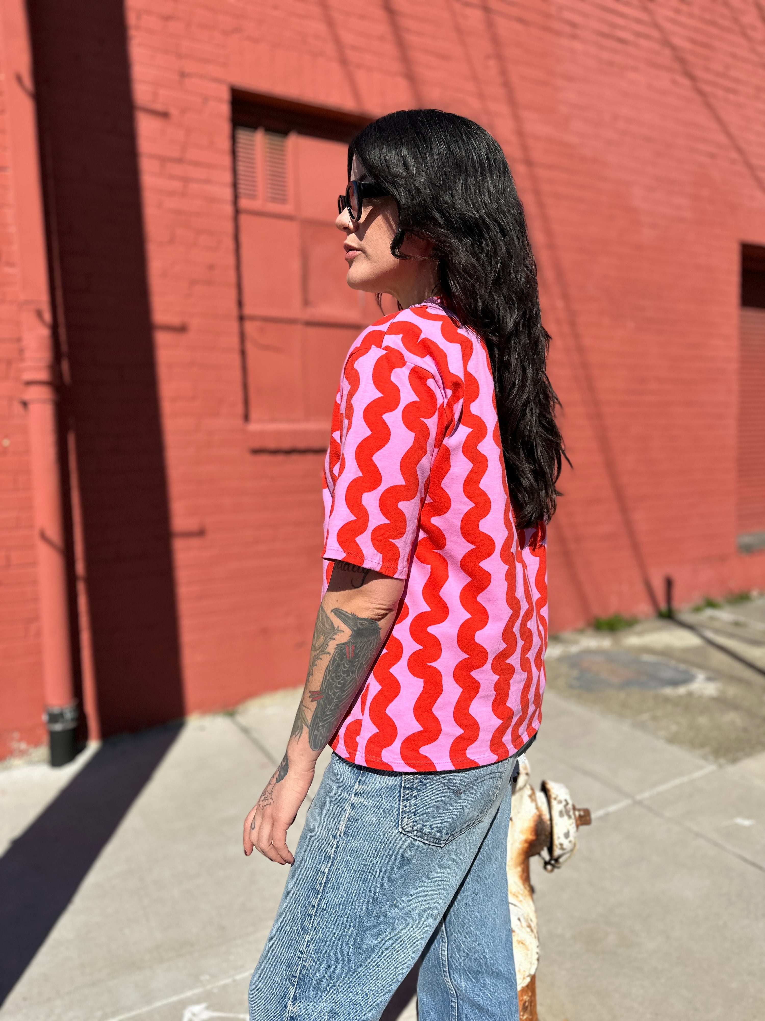 Oversized Tee Pink Squiggle