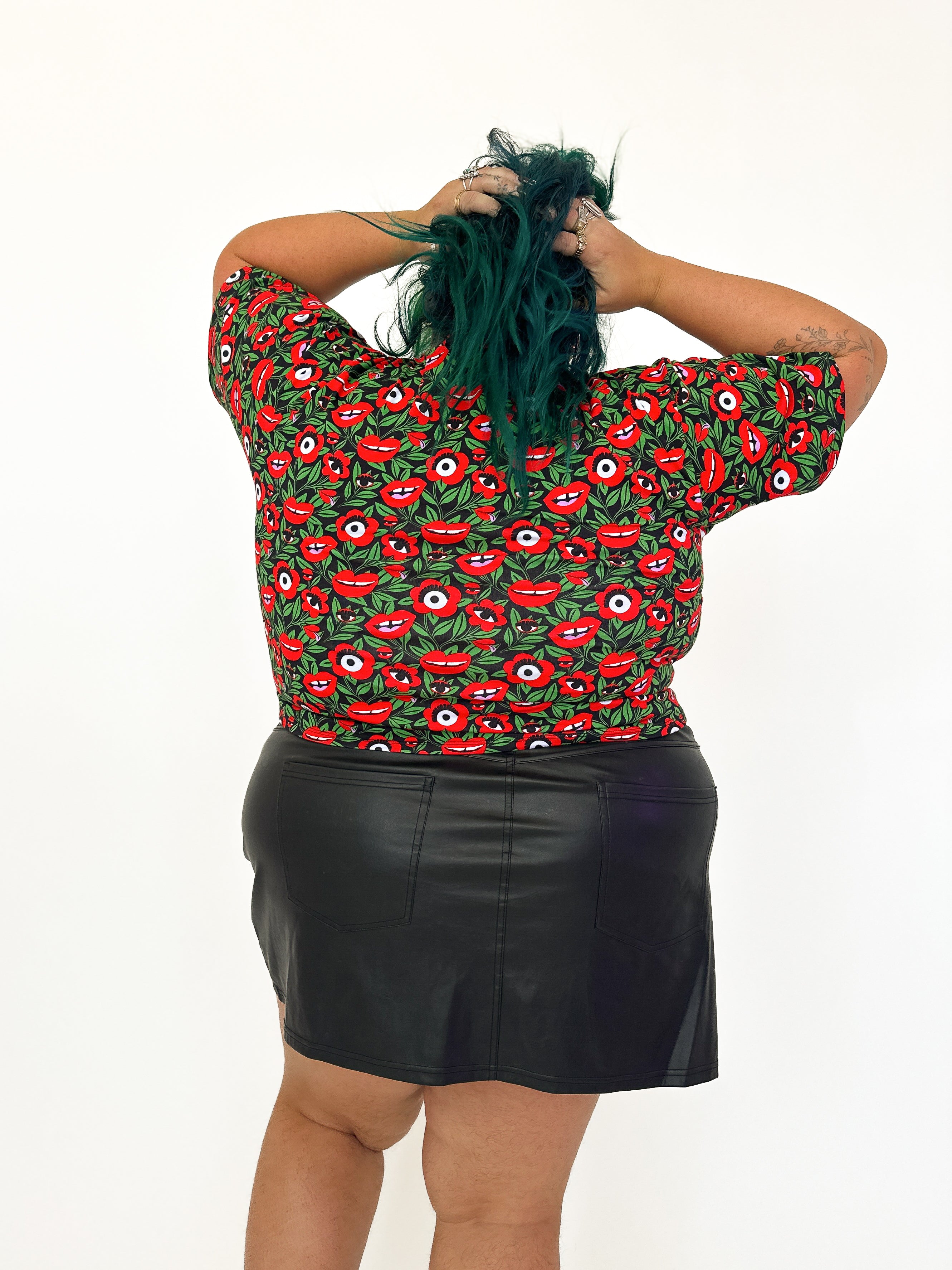Crop Top Poison Ivy