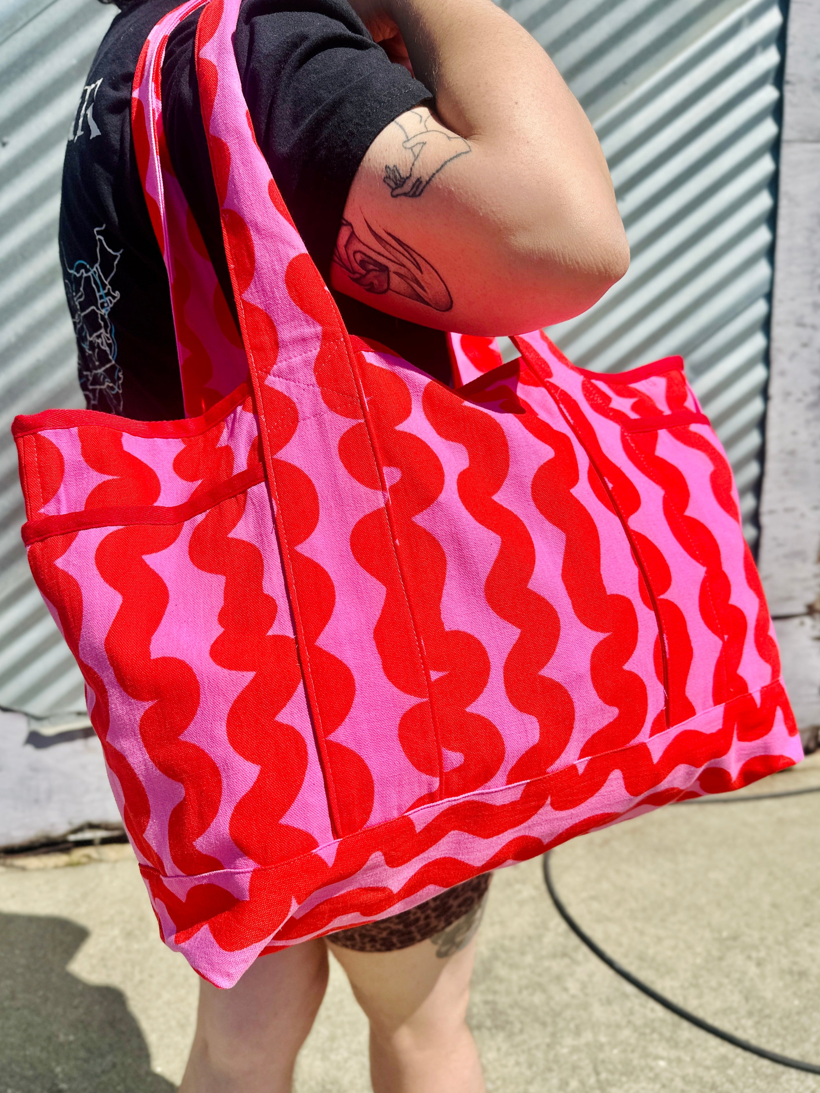 Maker Tote - Pink Squiggle