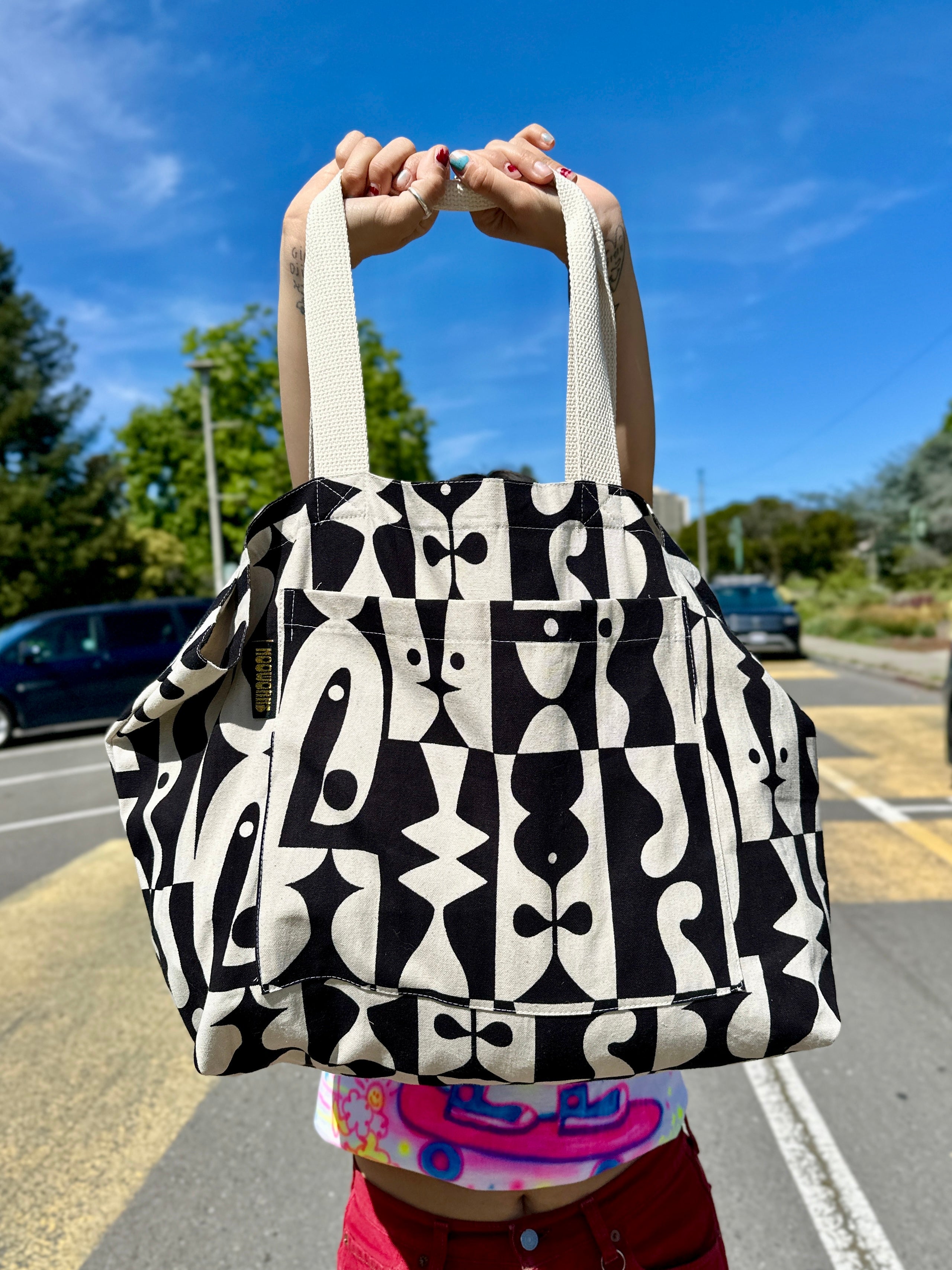 The Mega Tote Illusions