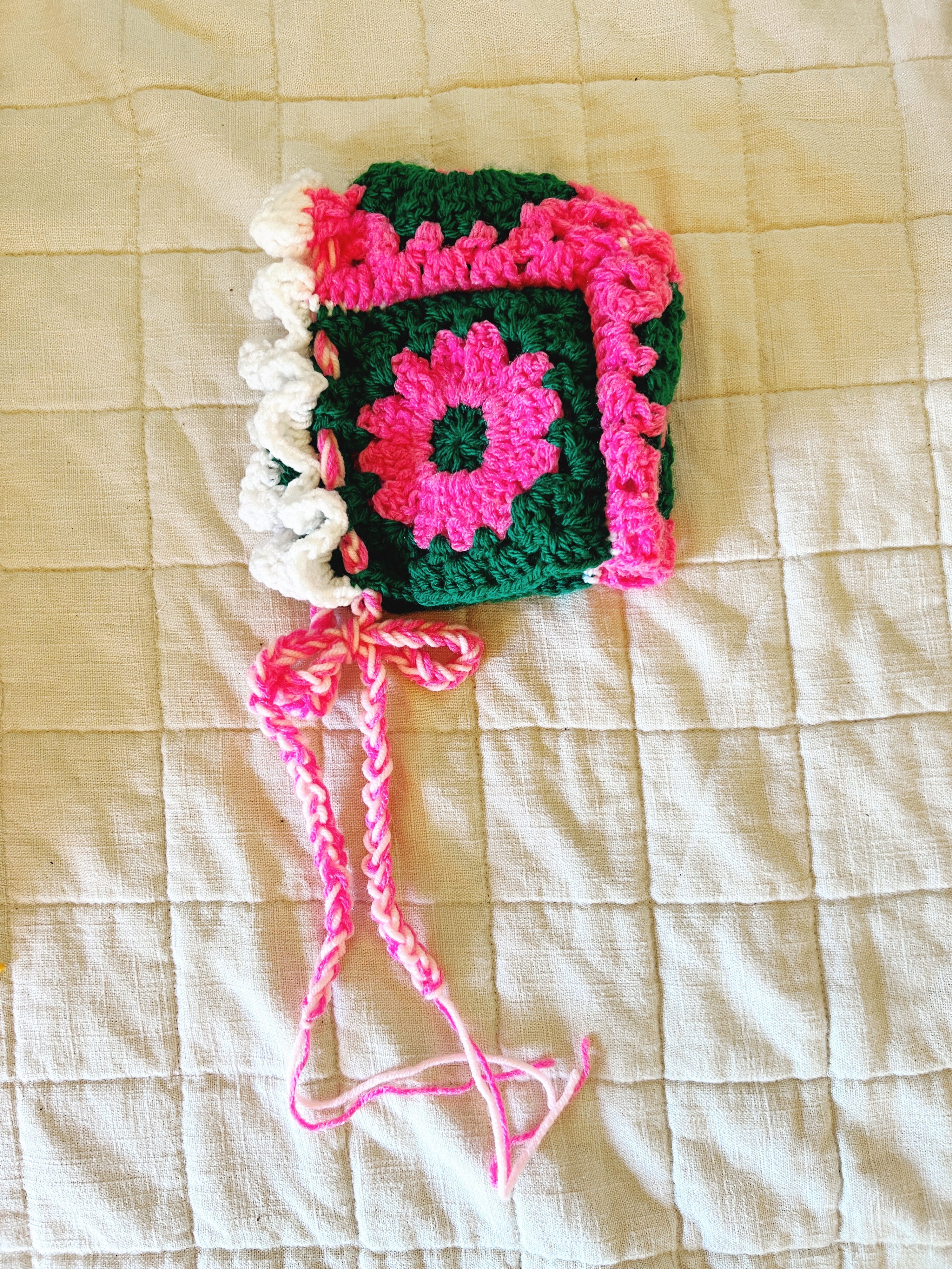 Bev Made baby bonnet: Pink and green