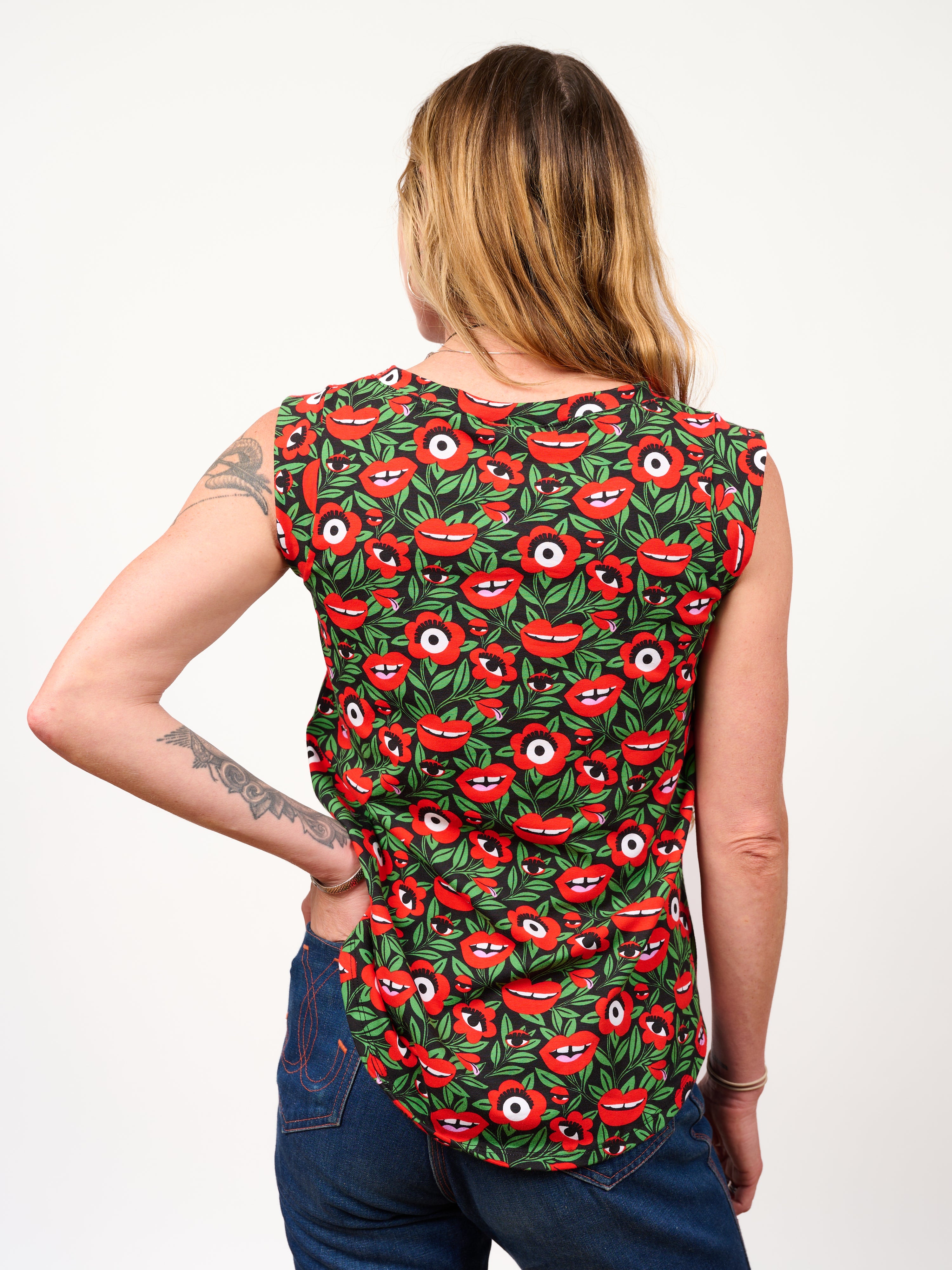Muscle Tee Poison Ivy