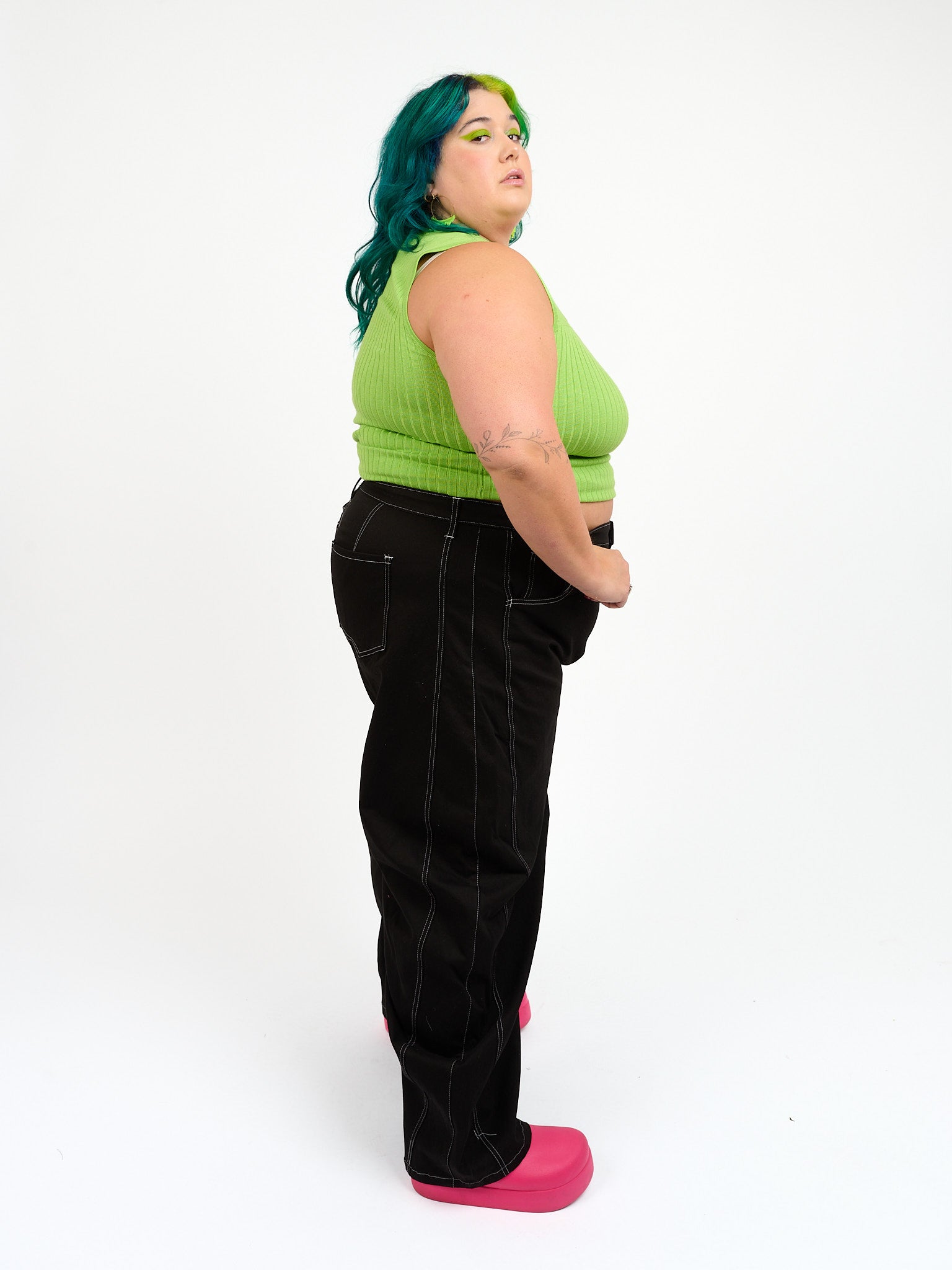 Barrel Pant Solid Black
