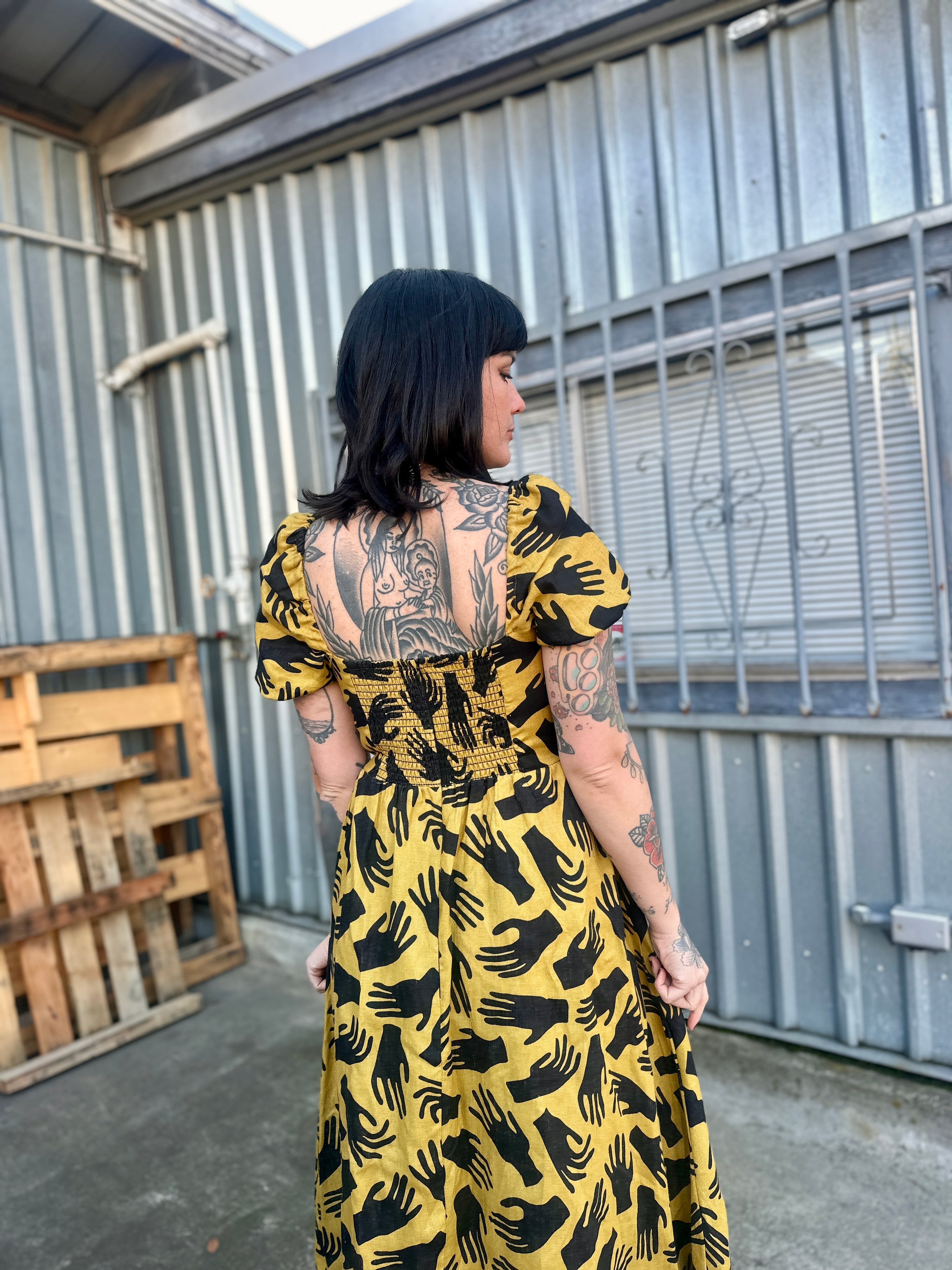 Linen Princess Dress Hands