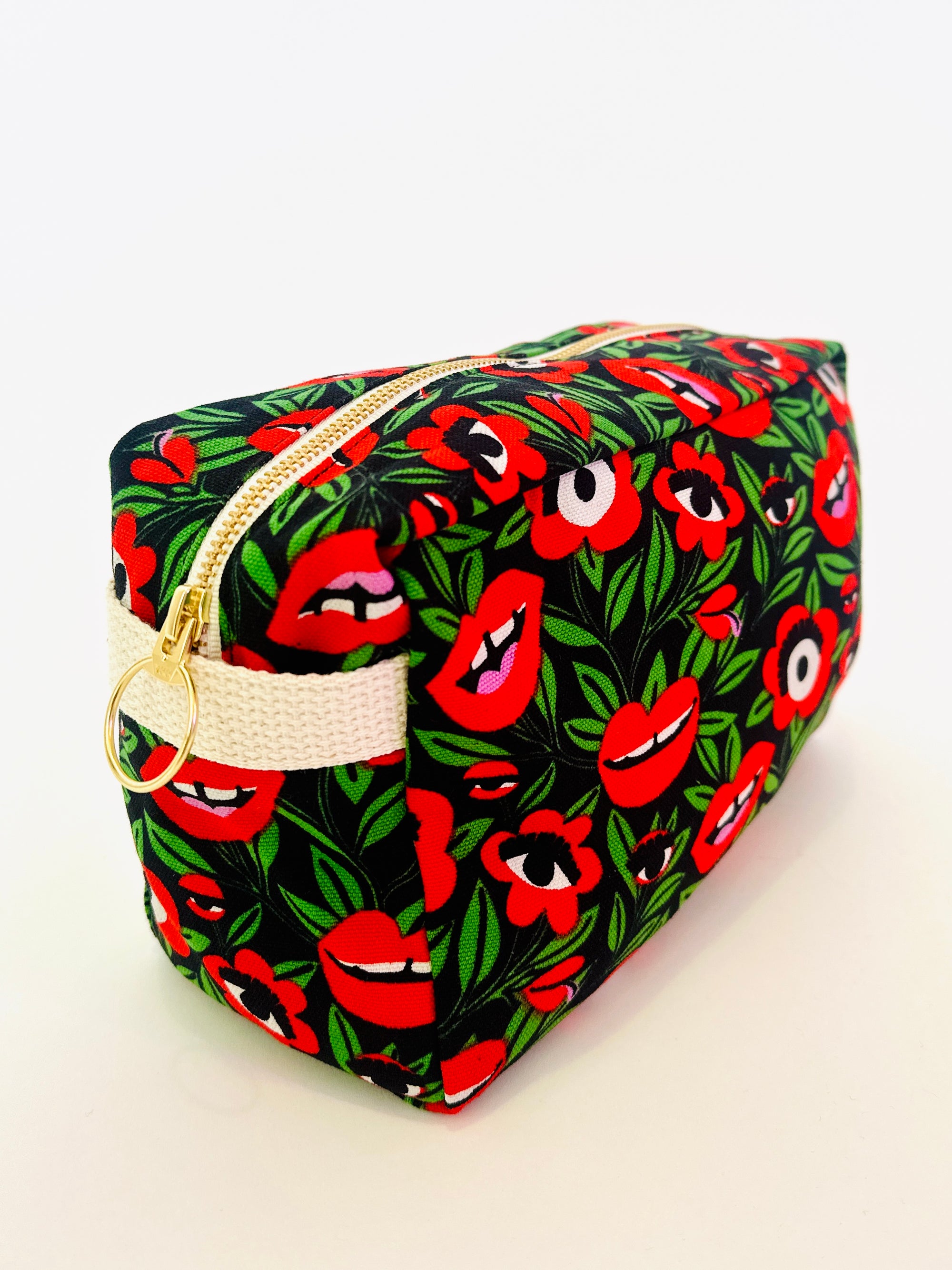 The Dopp Bag Poison Ivy