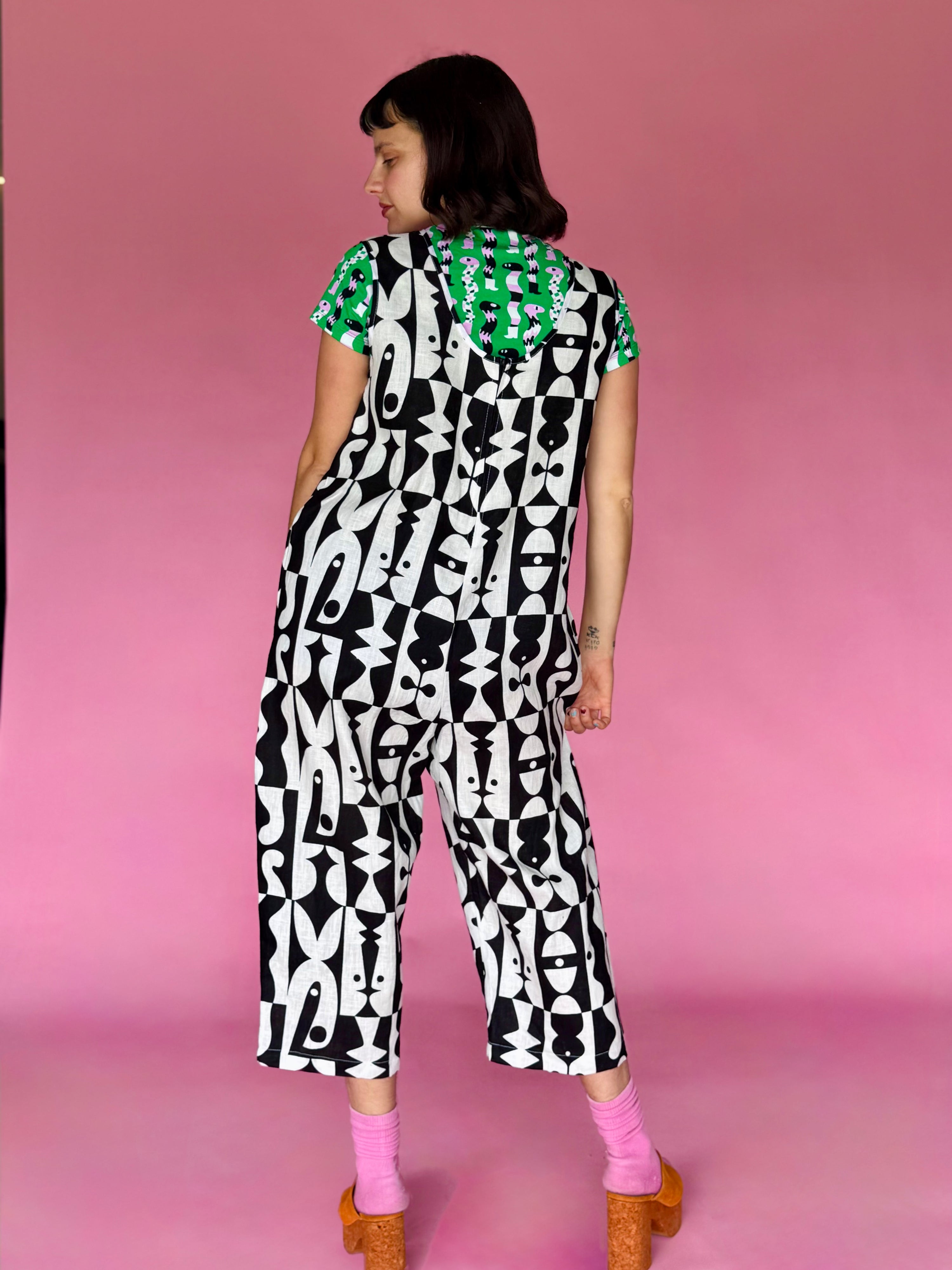 Linen Garden Suit Illusions