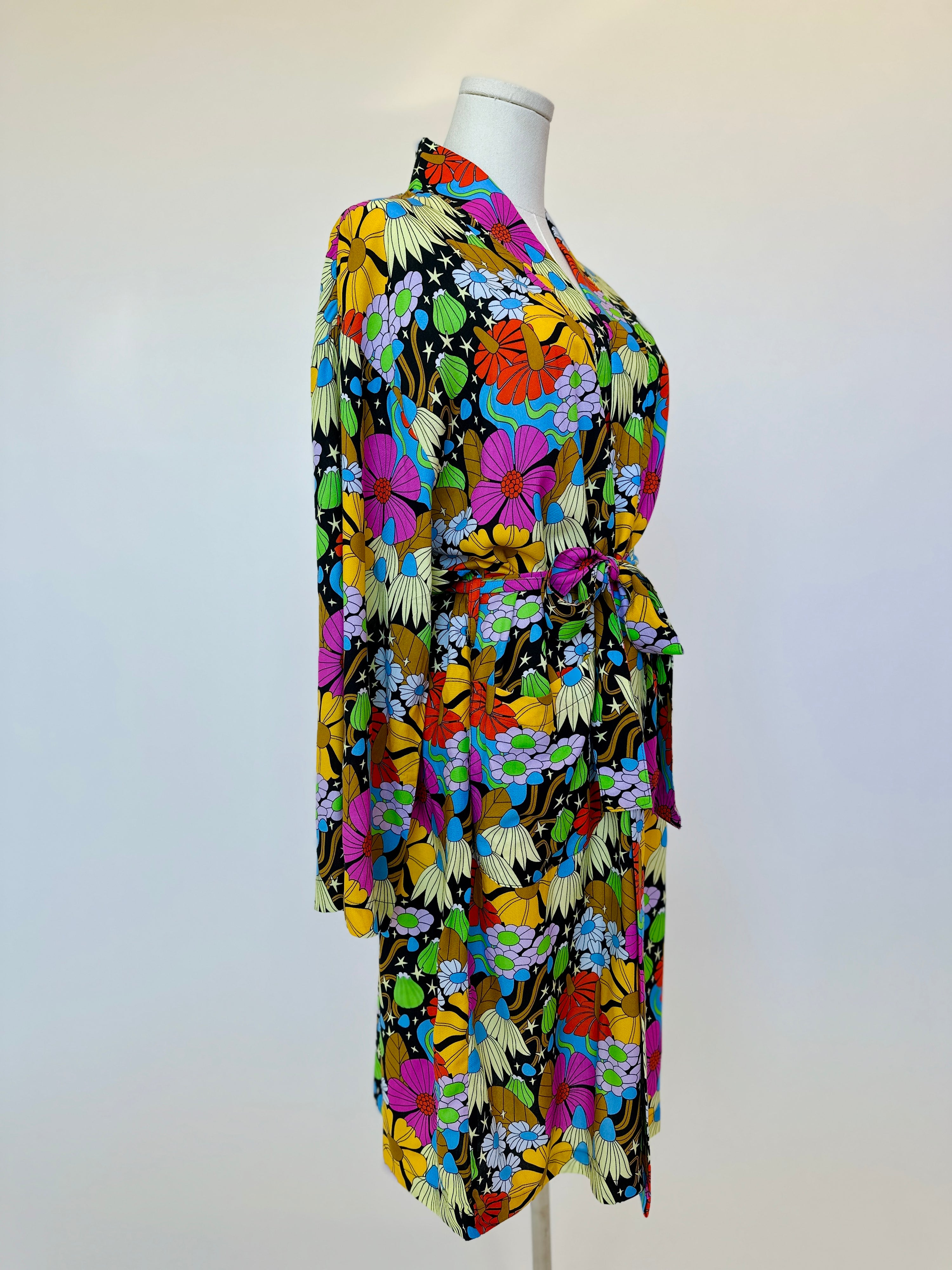 Robe Cosmic Floral