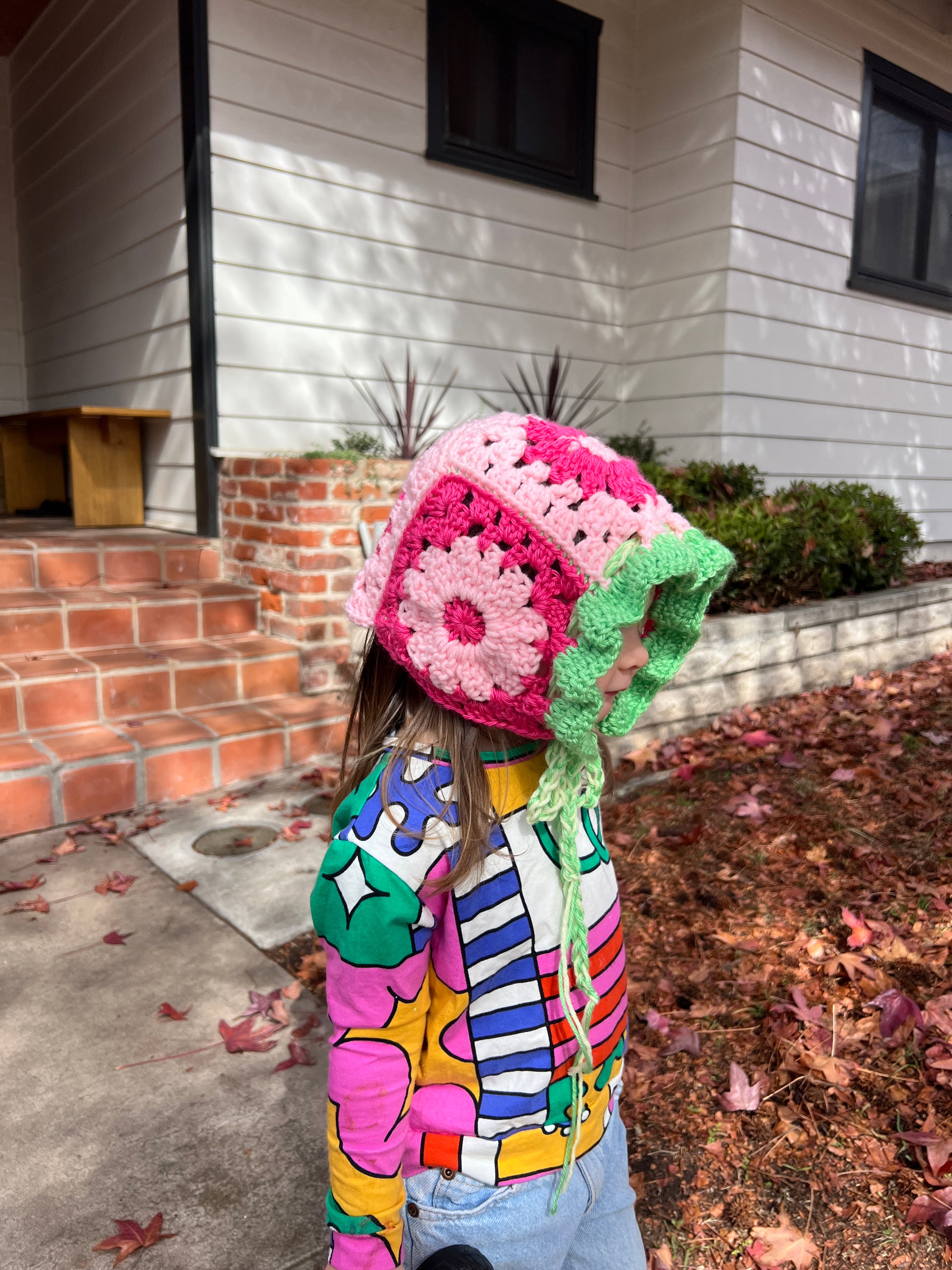 Bev Made baby bonnet: Pink and Green