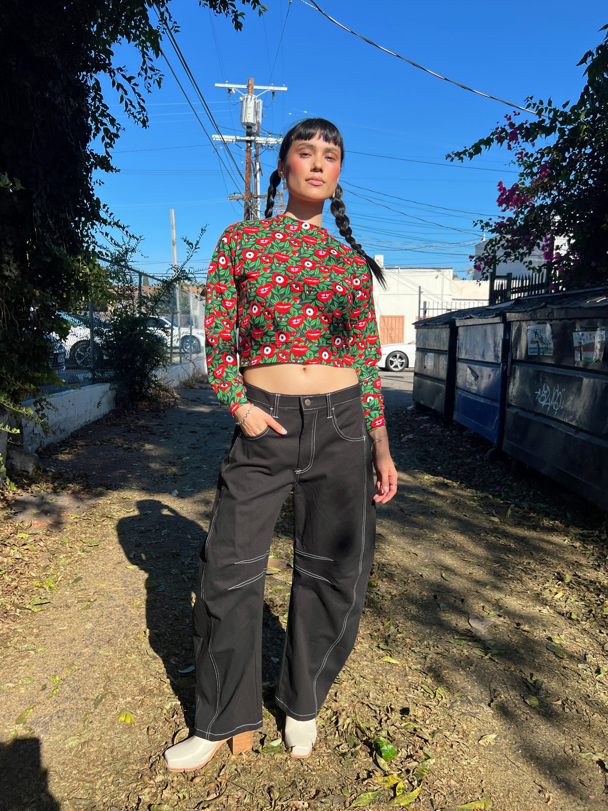 Track Top Poison Ivy