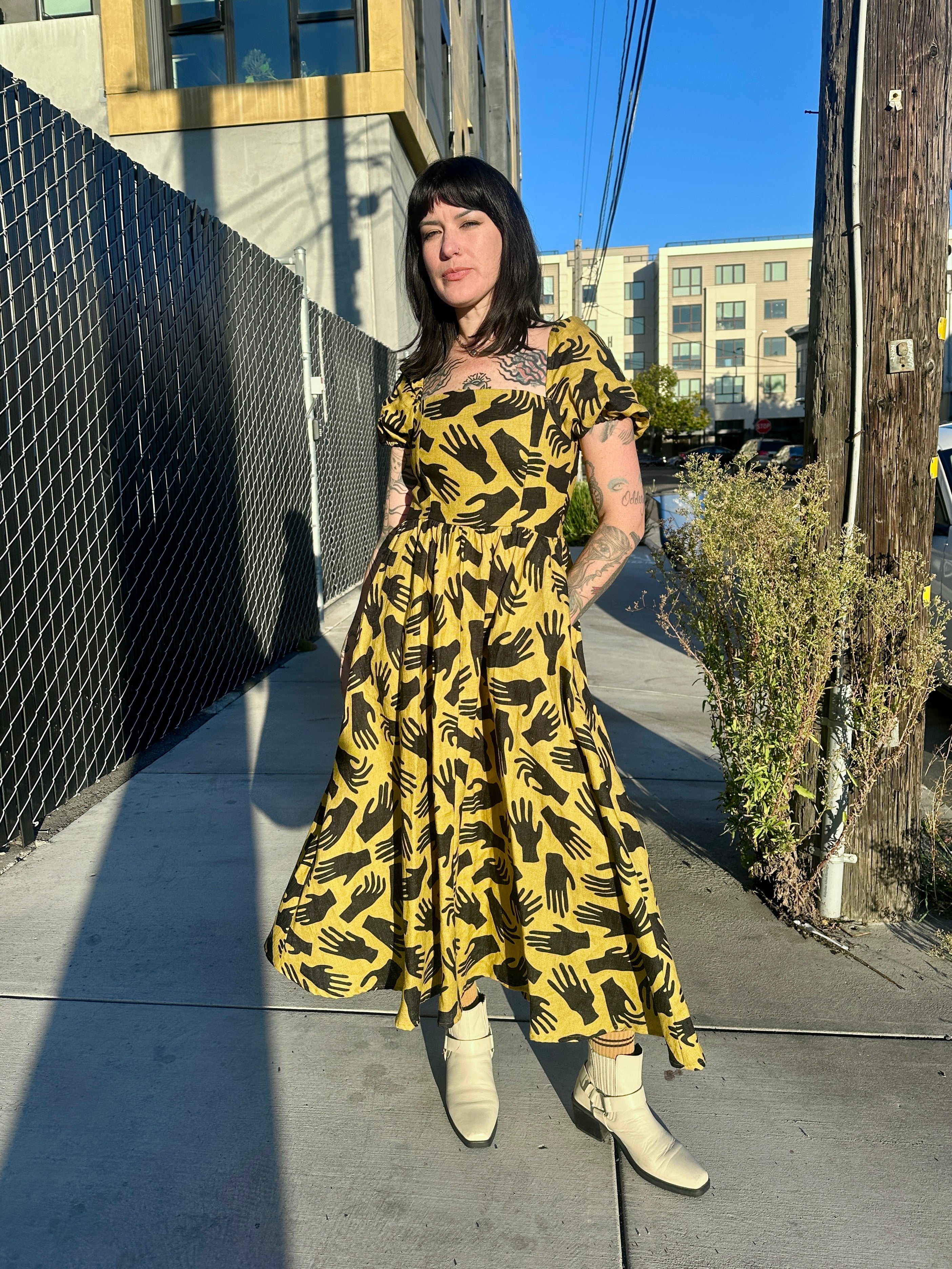 Linen Princess Dress Hands