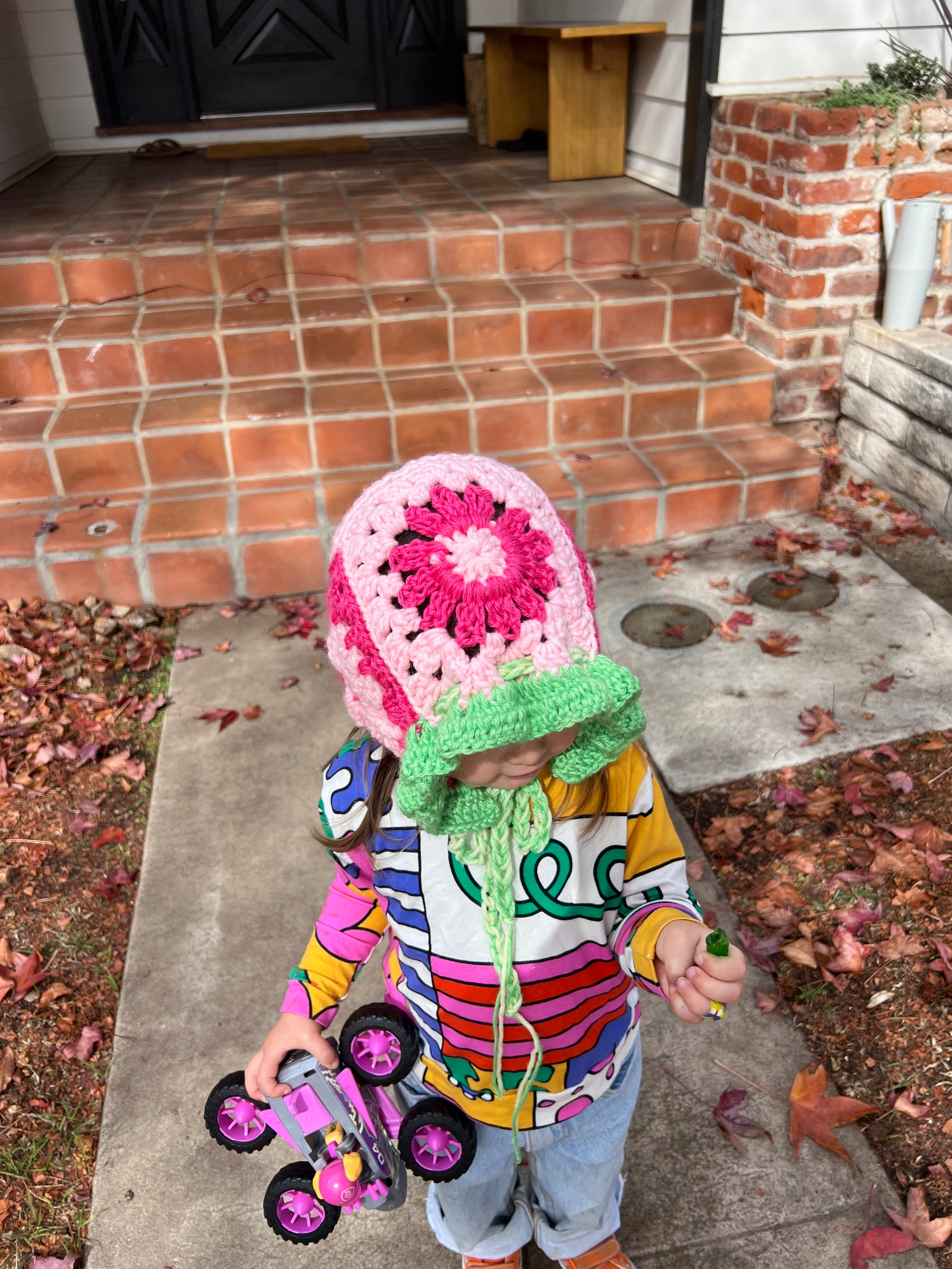 Bev Made baby bonnet: Pink and Green