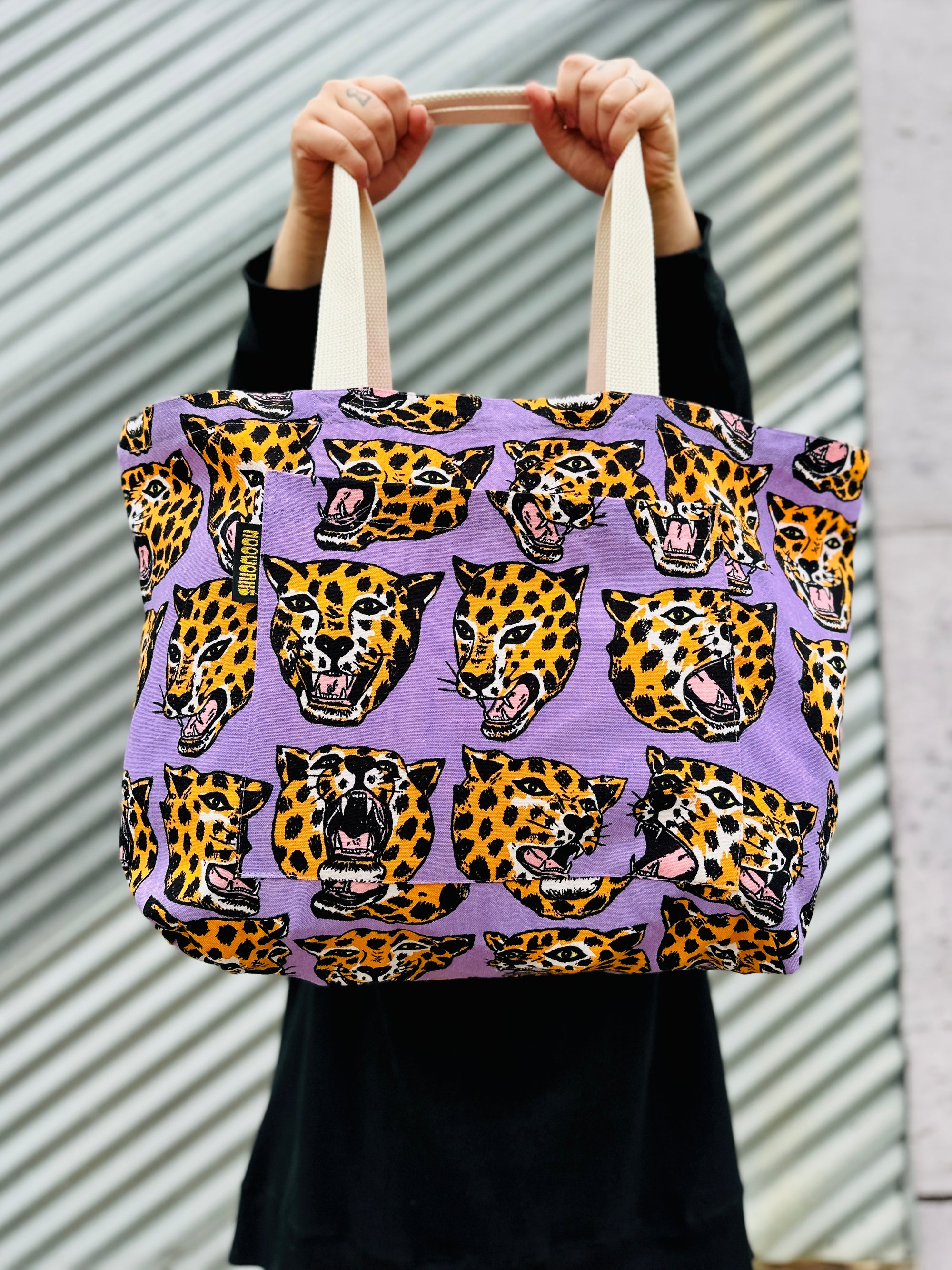 The Mega Tote Cheetah head