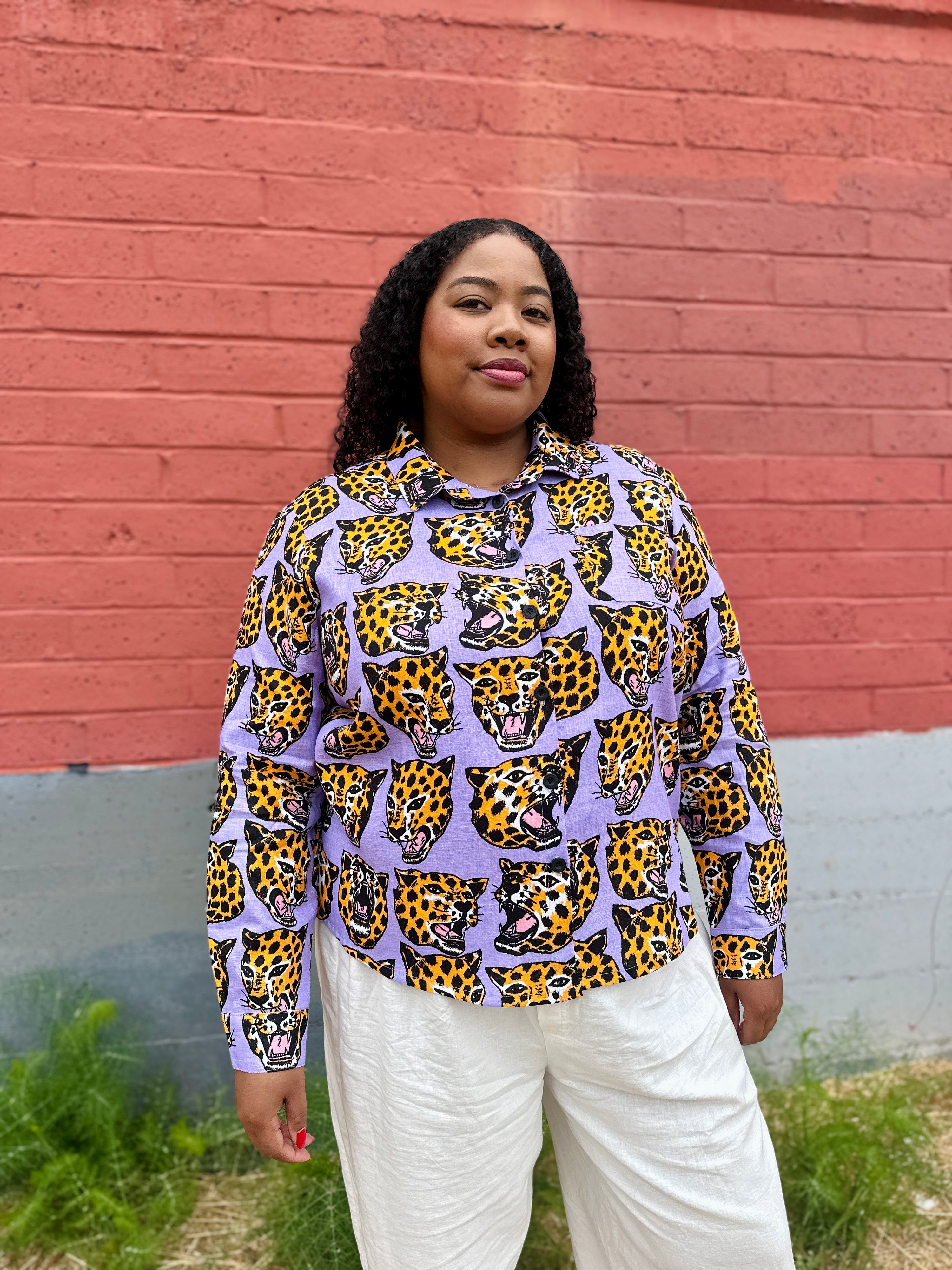Classic Button Down Cheetah Head