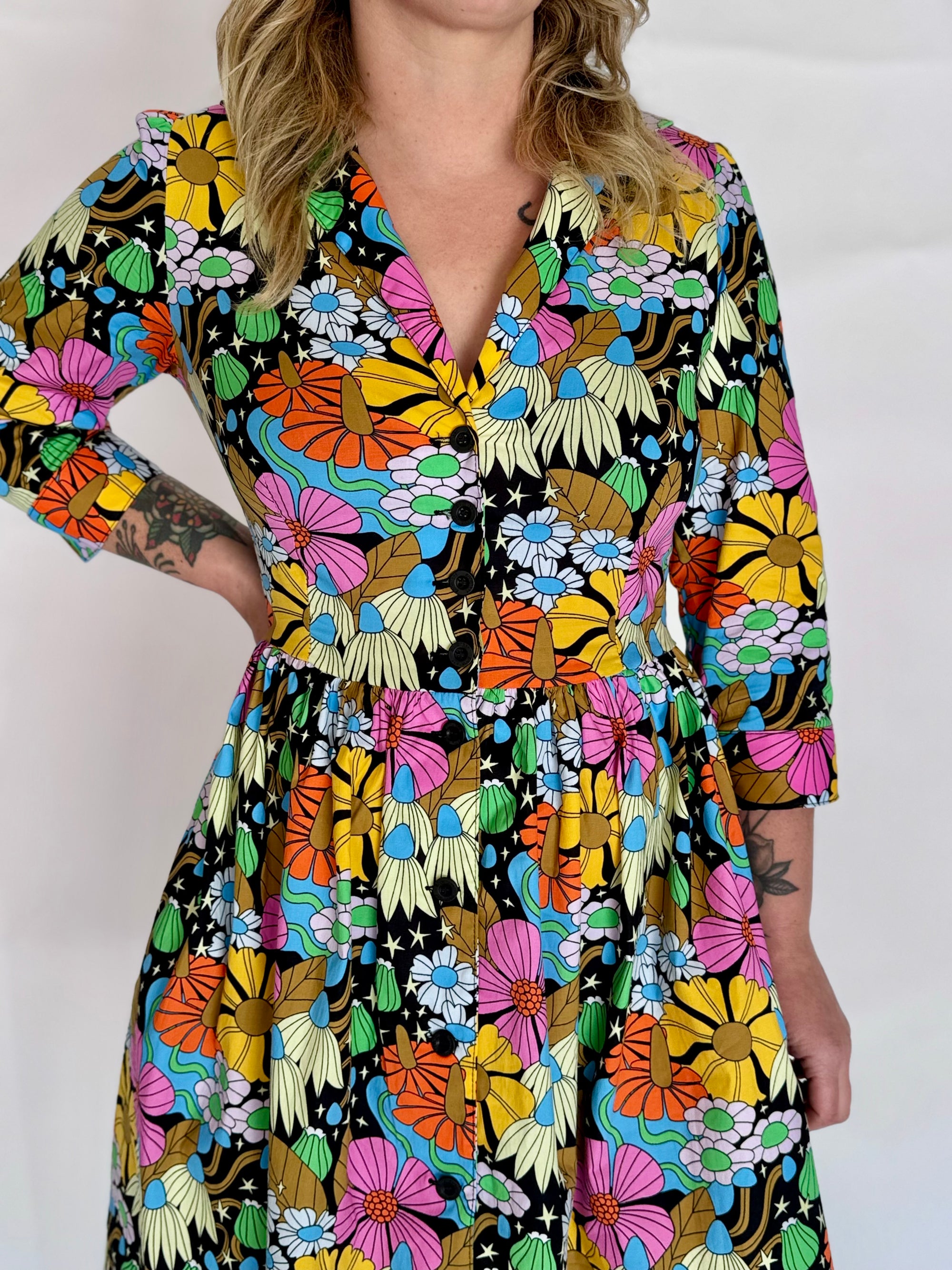 Betty Cosmic Floral