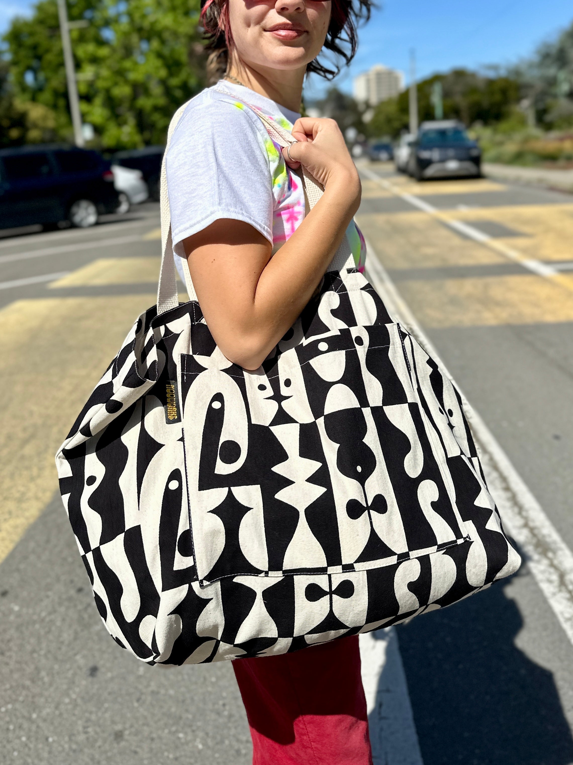 The Mega Tote Illusions
