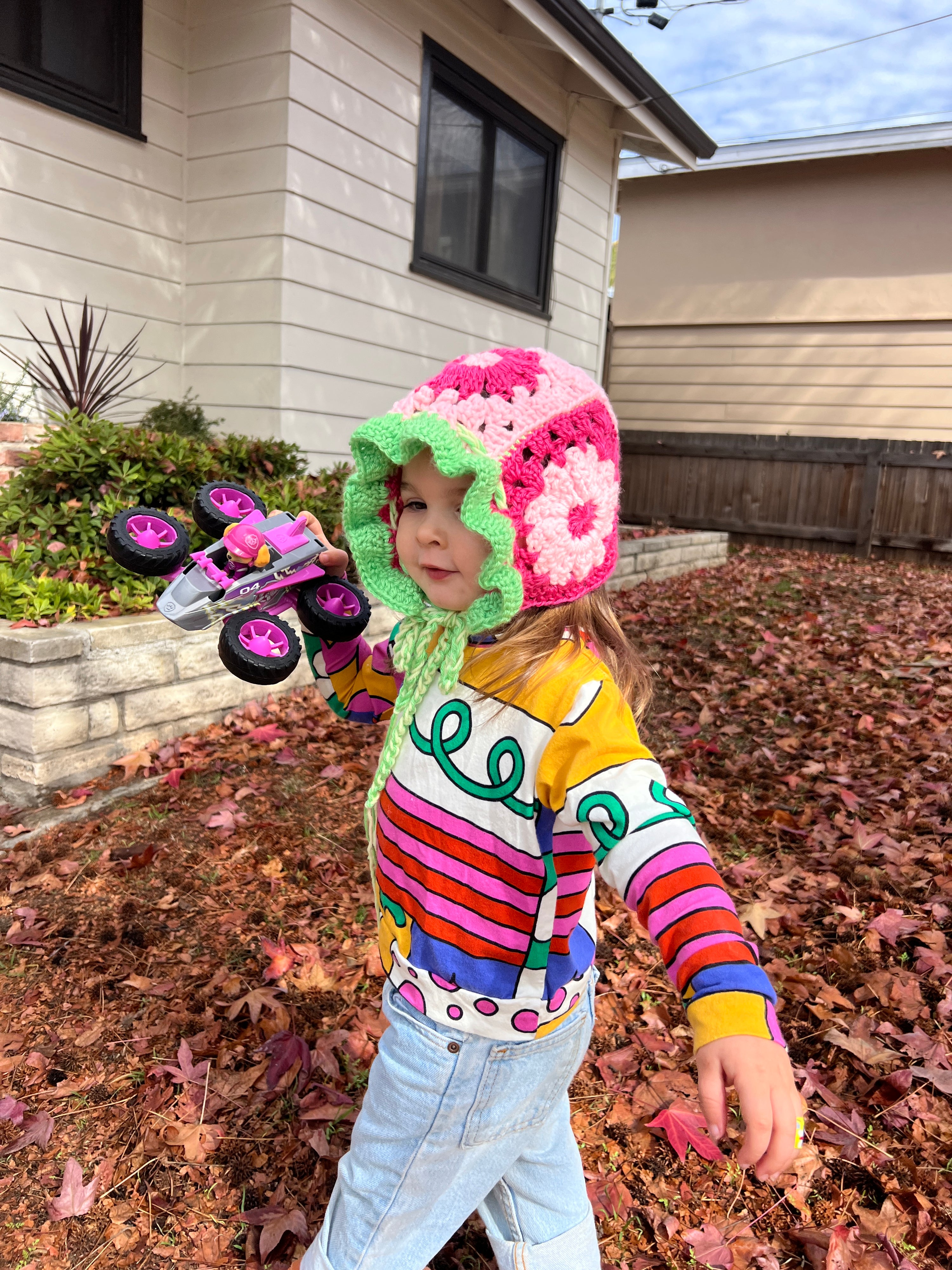 Bev Made baby bonnet: Pink and Green