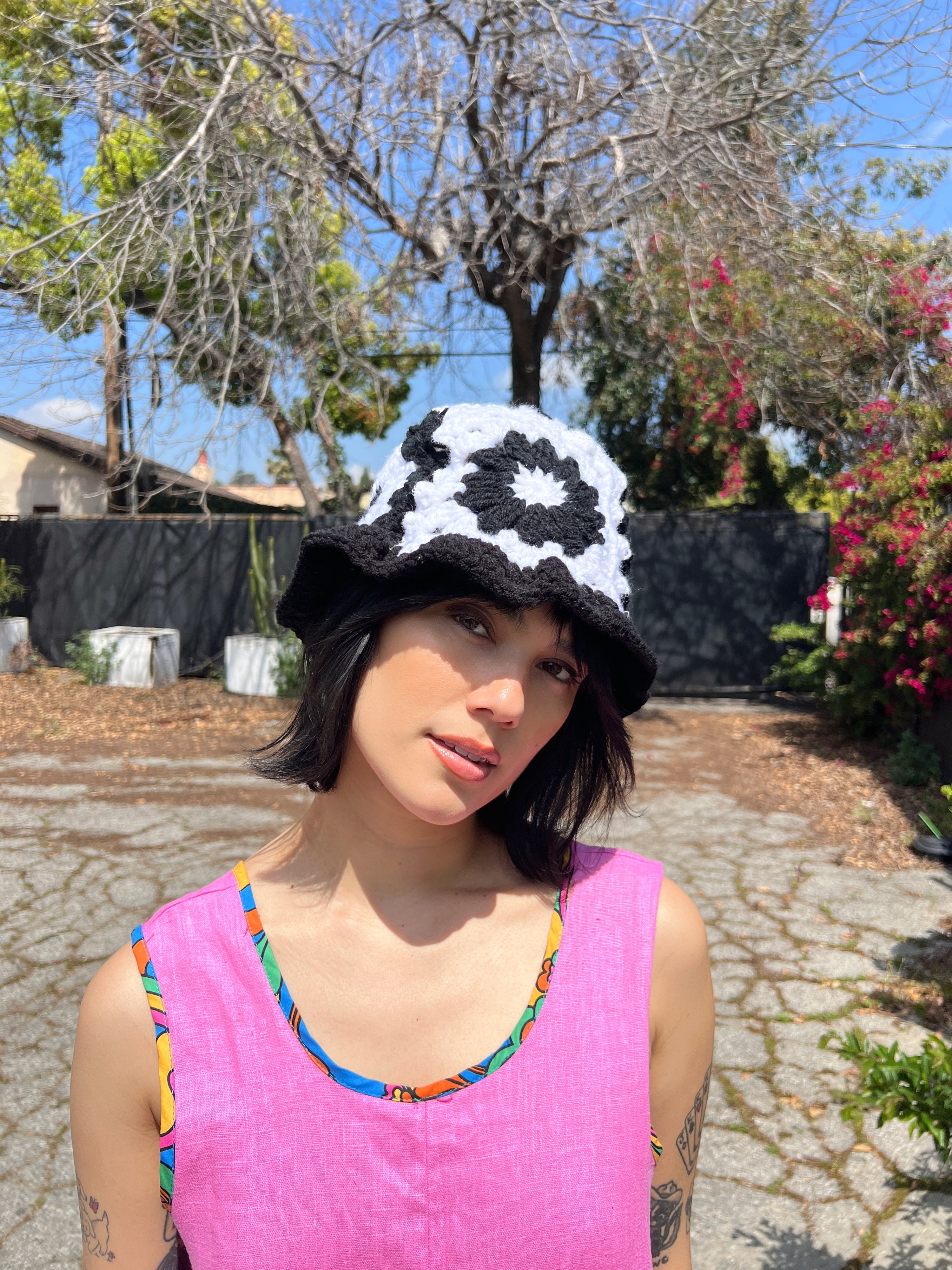 Bev Made Crochet Bucket hat/ black and white