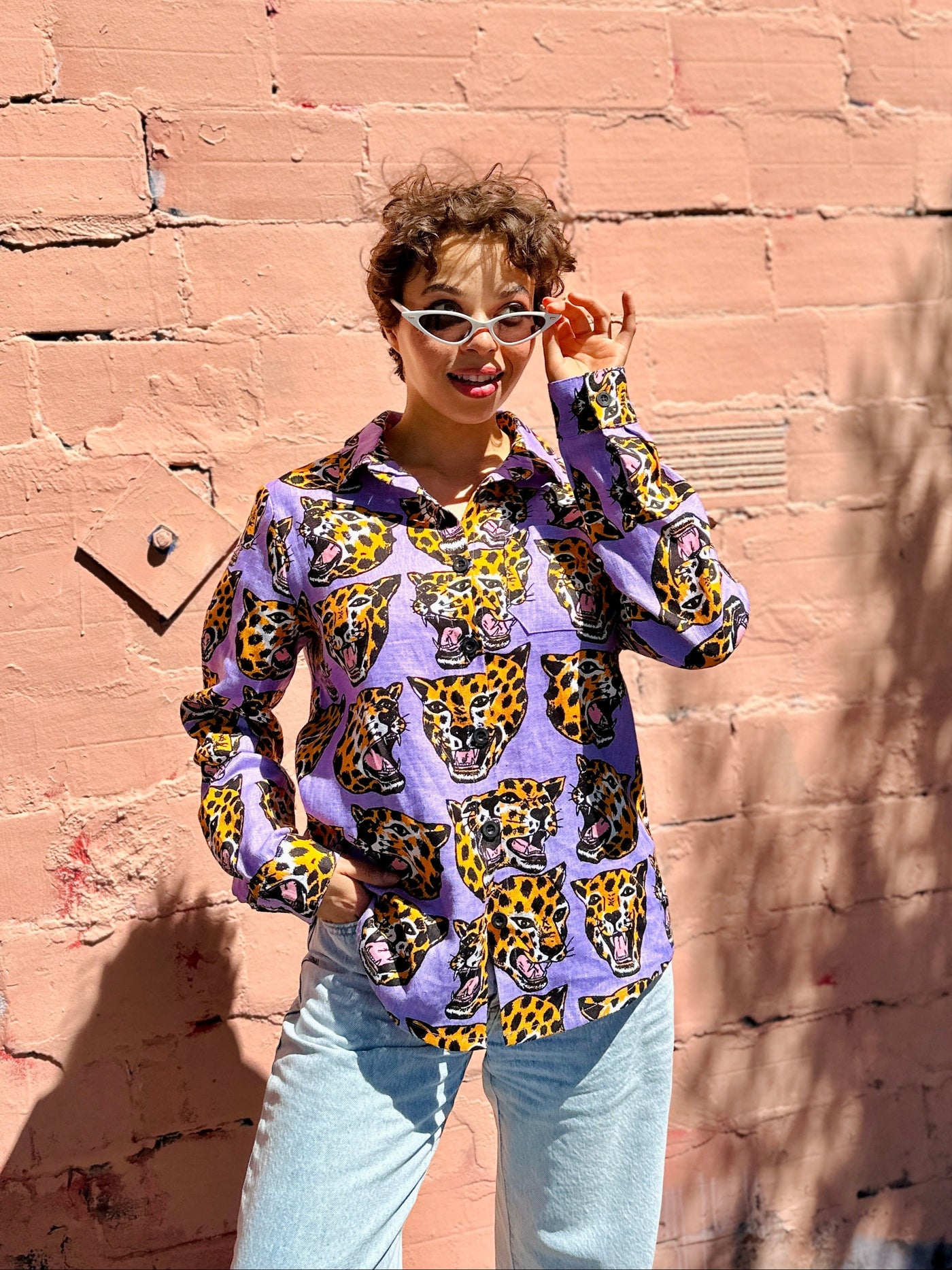 Classic Button Down Cheetah Head