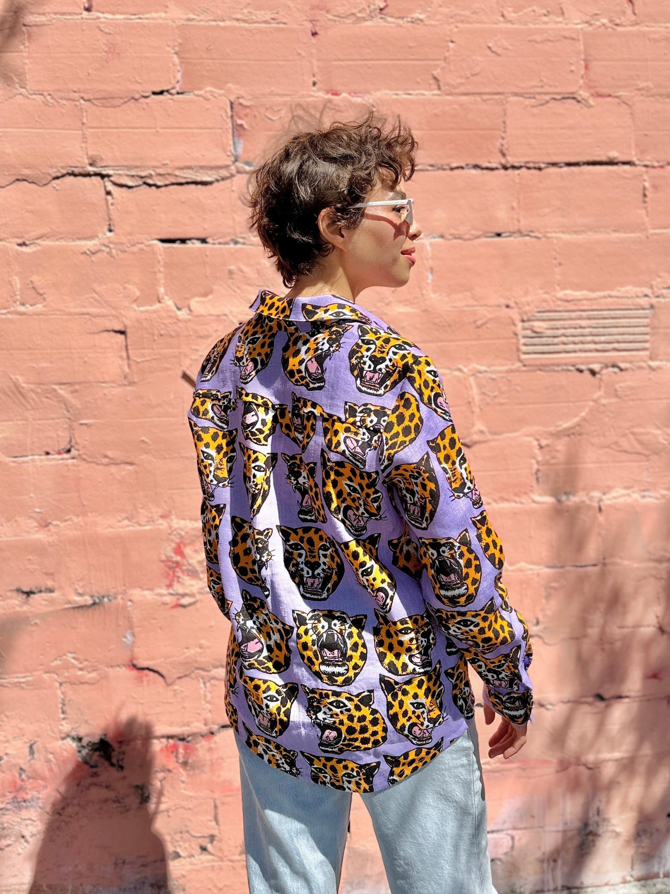 Classic Button Down Cheetah Head