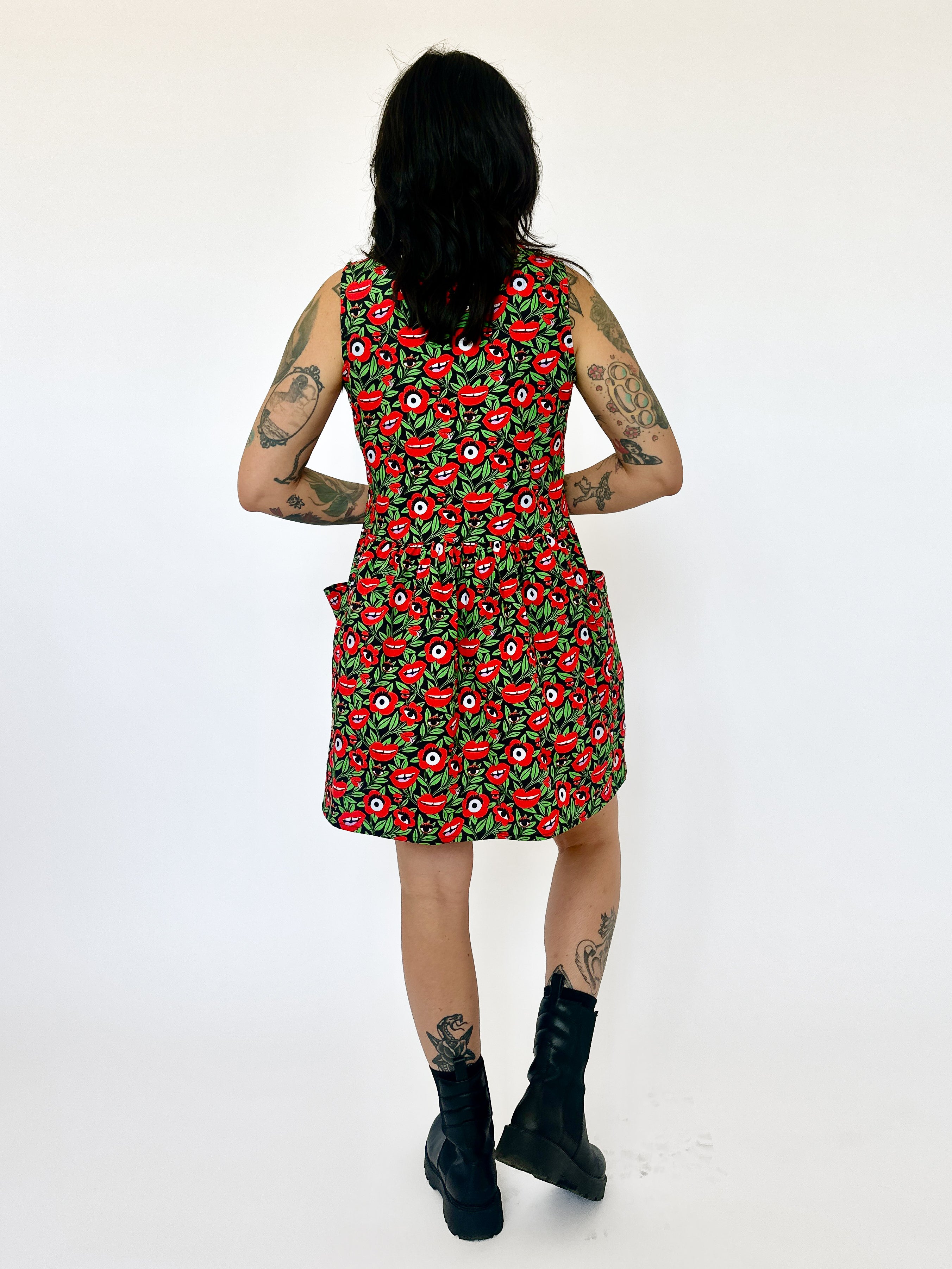 Big Pocket Poison Ivy