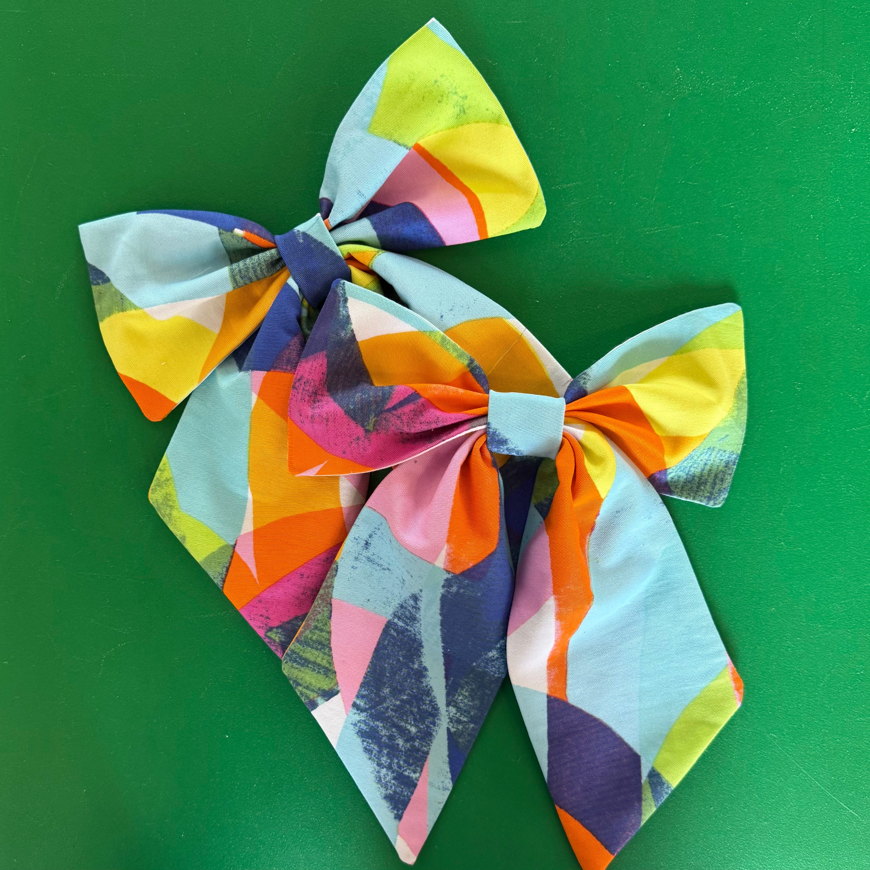 Patchouli Nomad x Nooworks Giant Bows- Heatwave