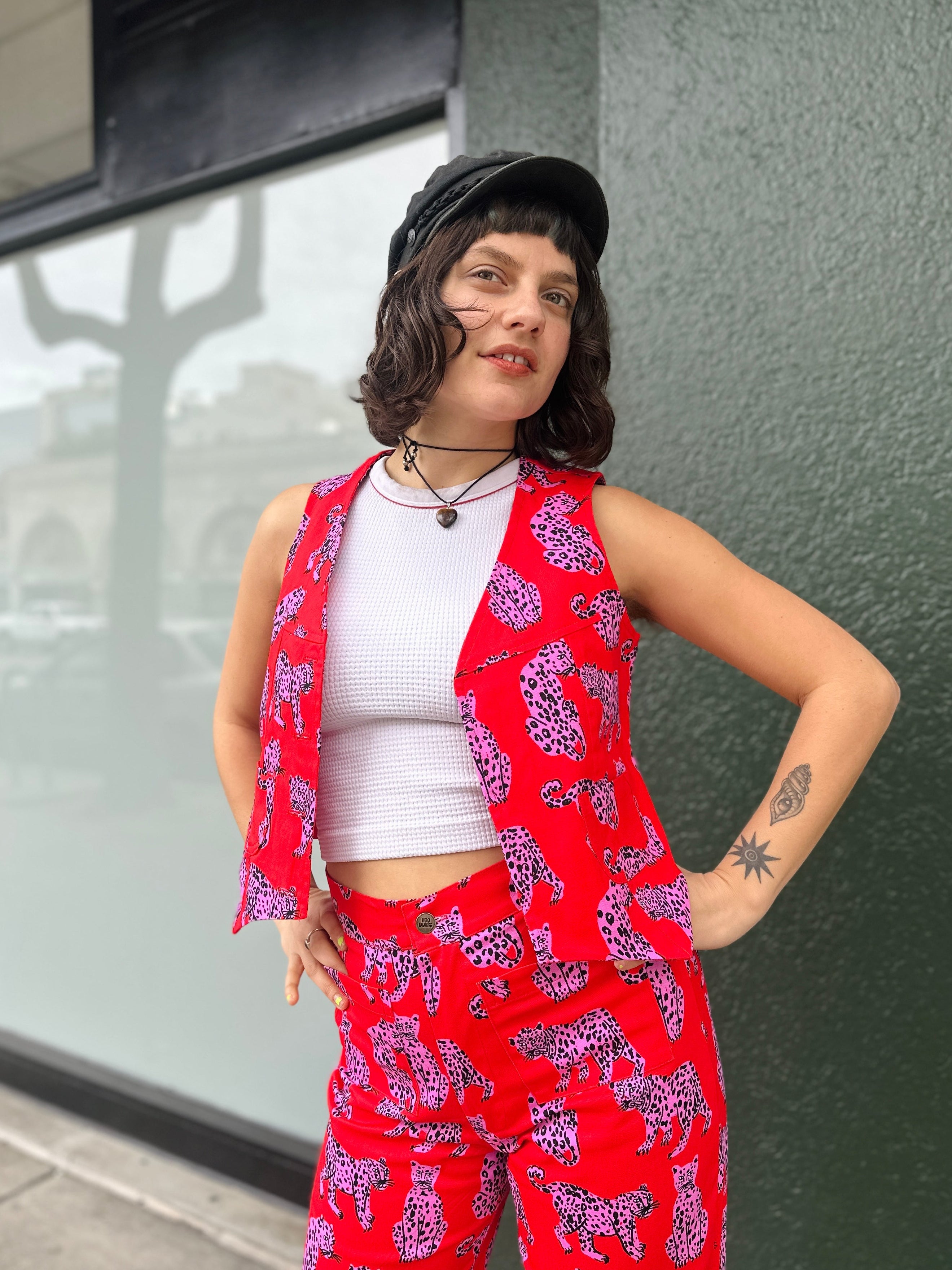 Western Vest Sondler Cat