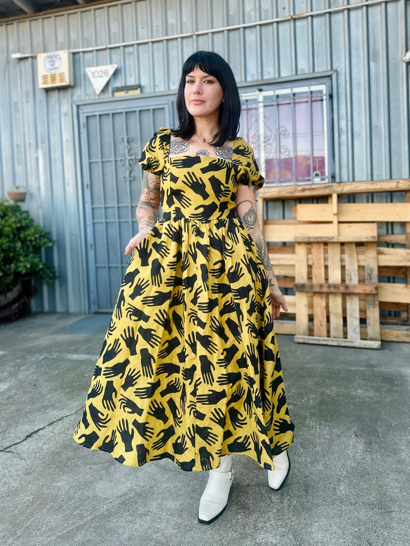 Linen Princess Dress Hands