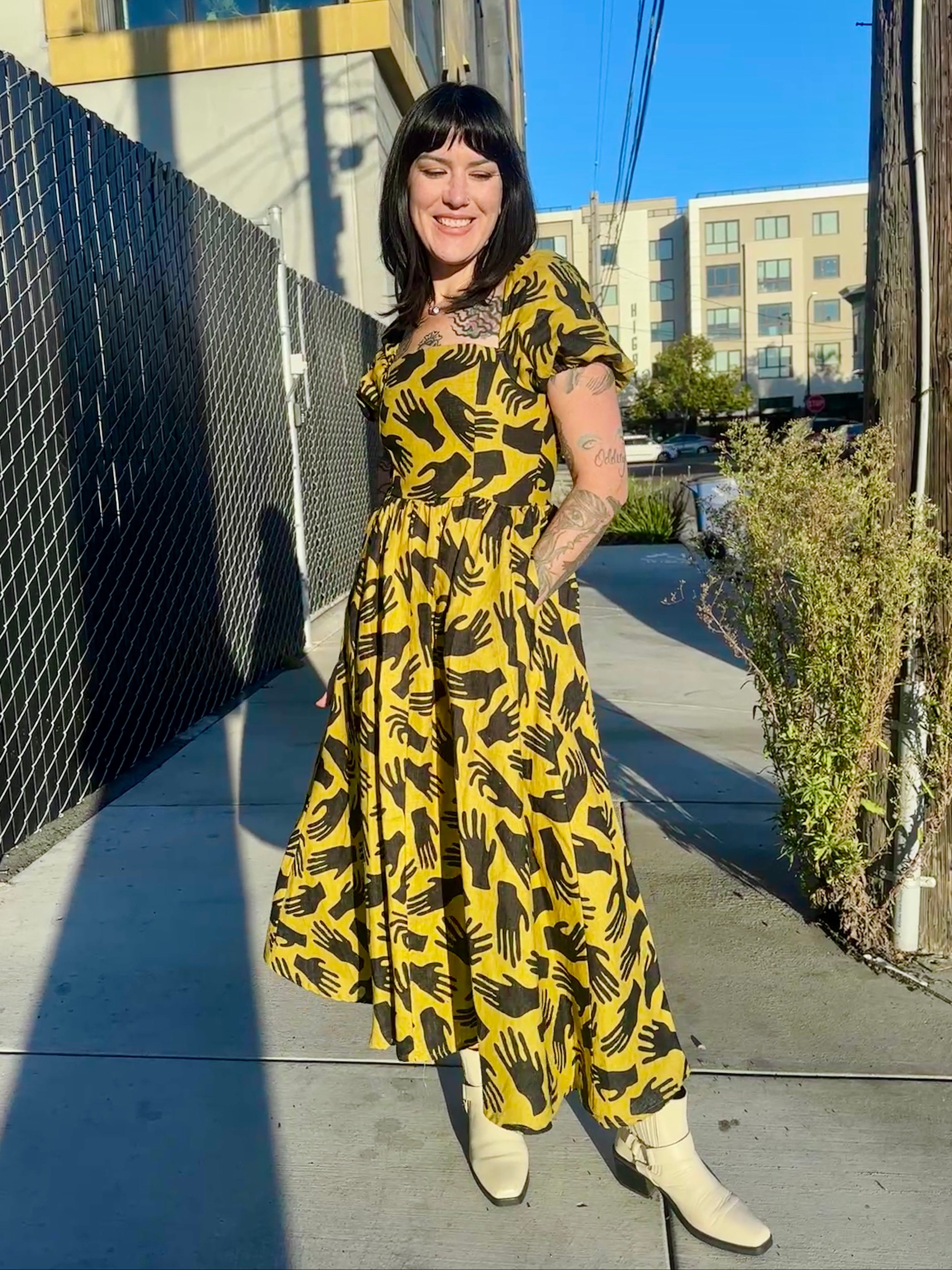 Linen Princess Dress Hands