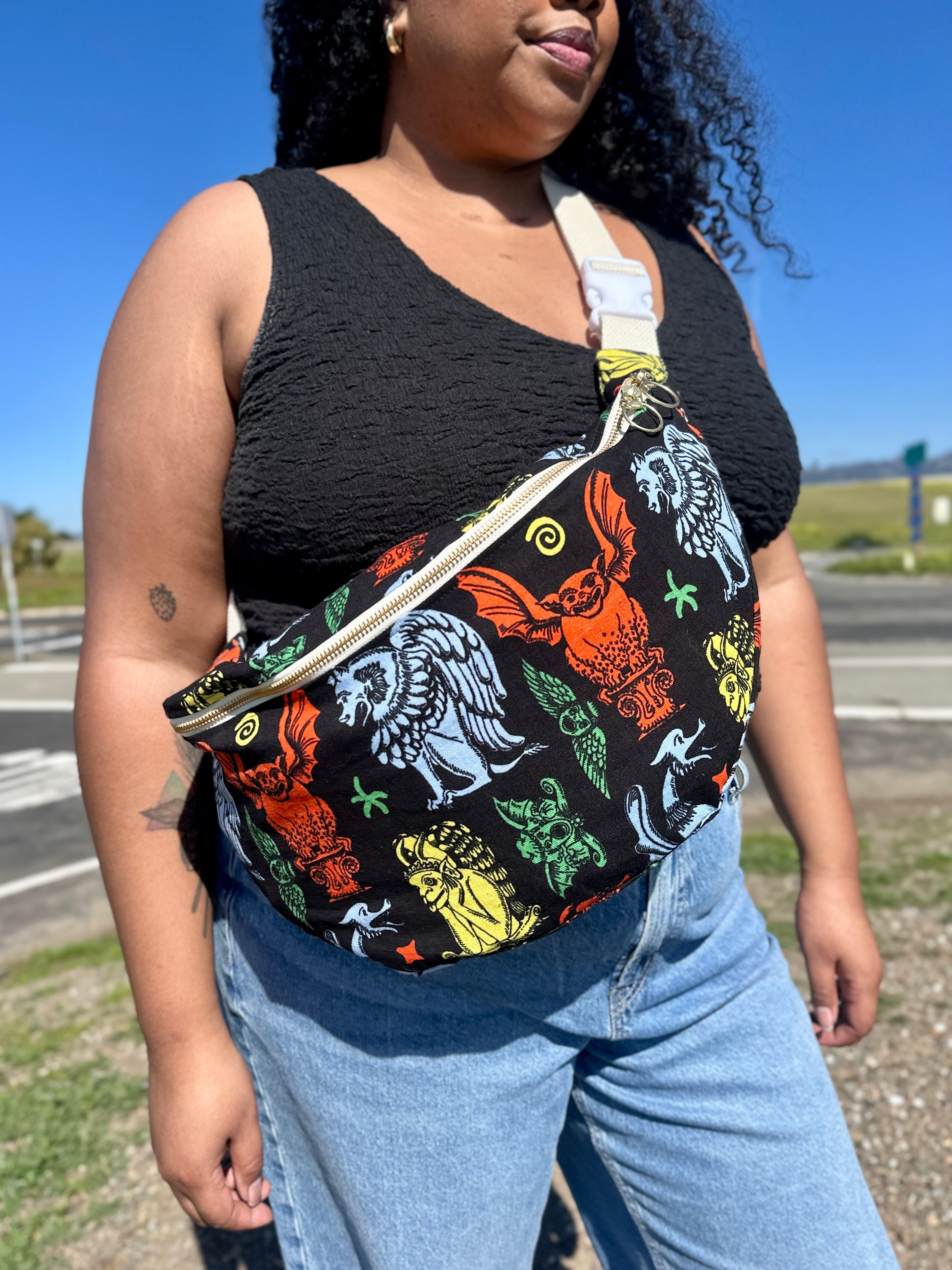 Mini messenger Bag - Gargoyles