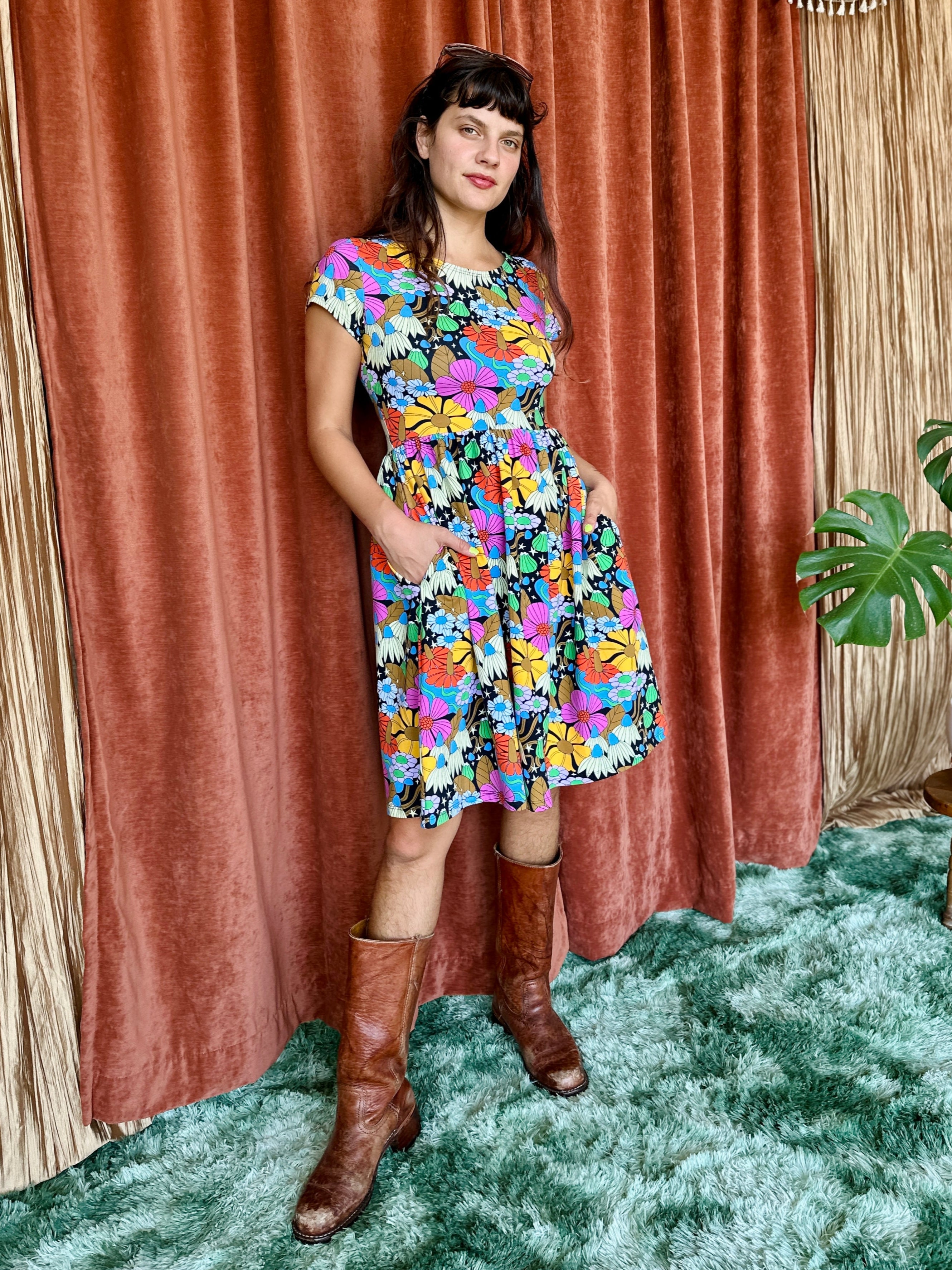 Lucy Cosmic Floral
