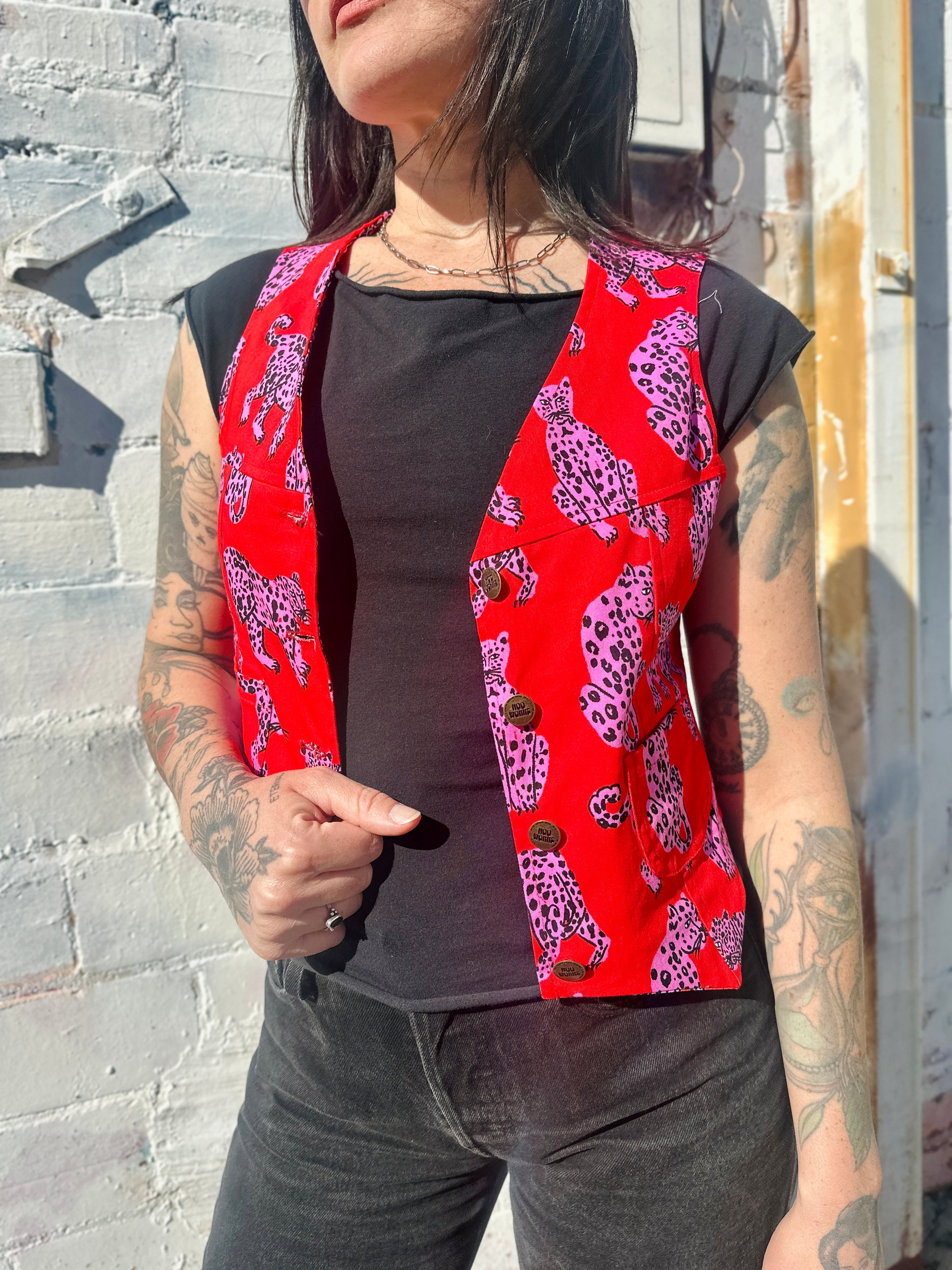 Western Vest Sondler Cat