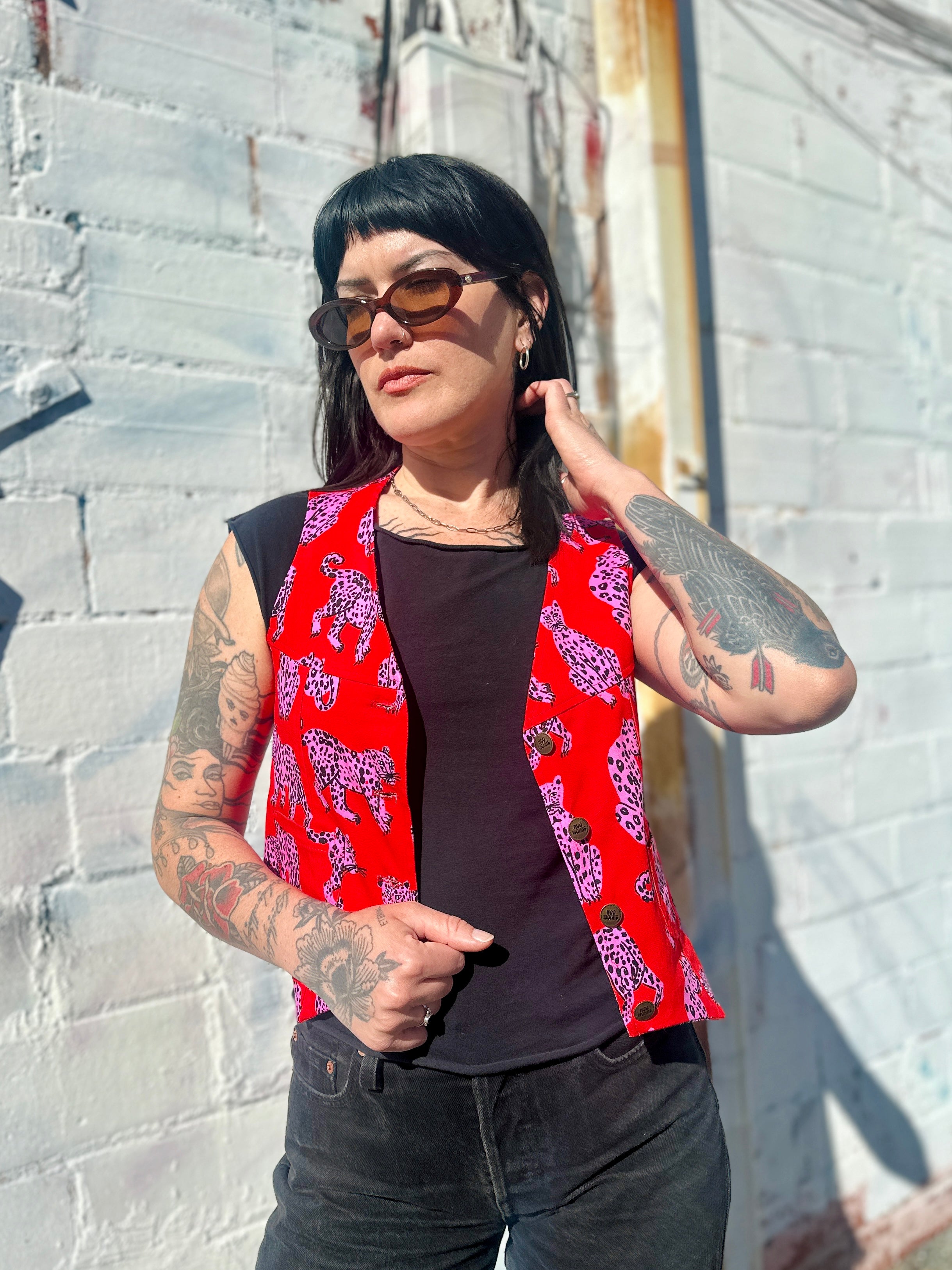 Western Vest Sondler Cat