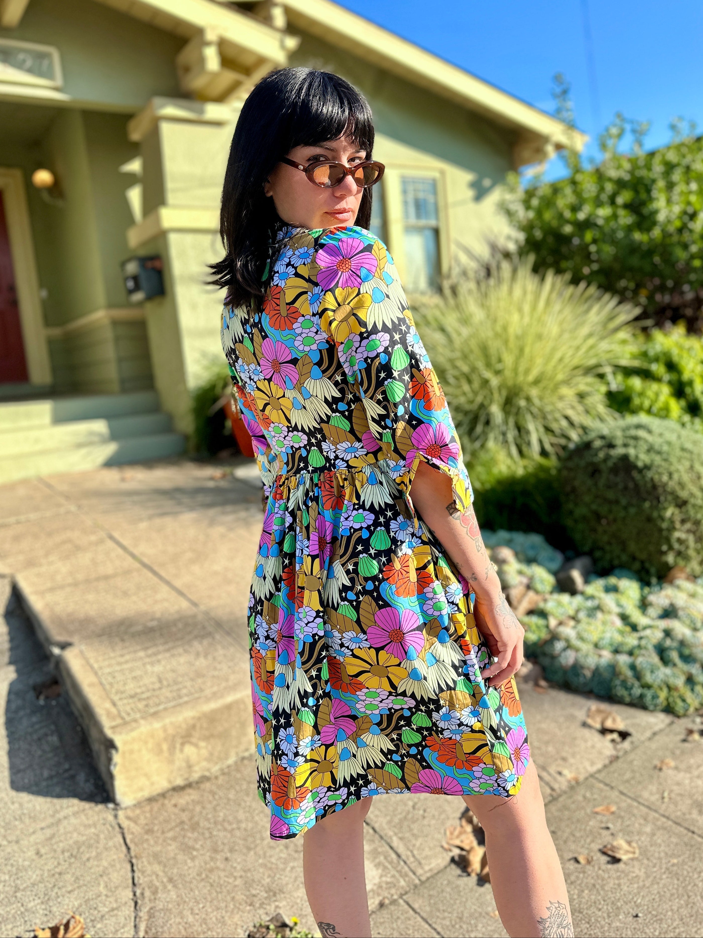 Betty Cosmic Floral