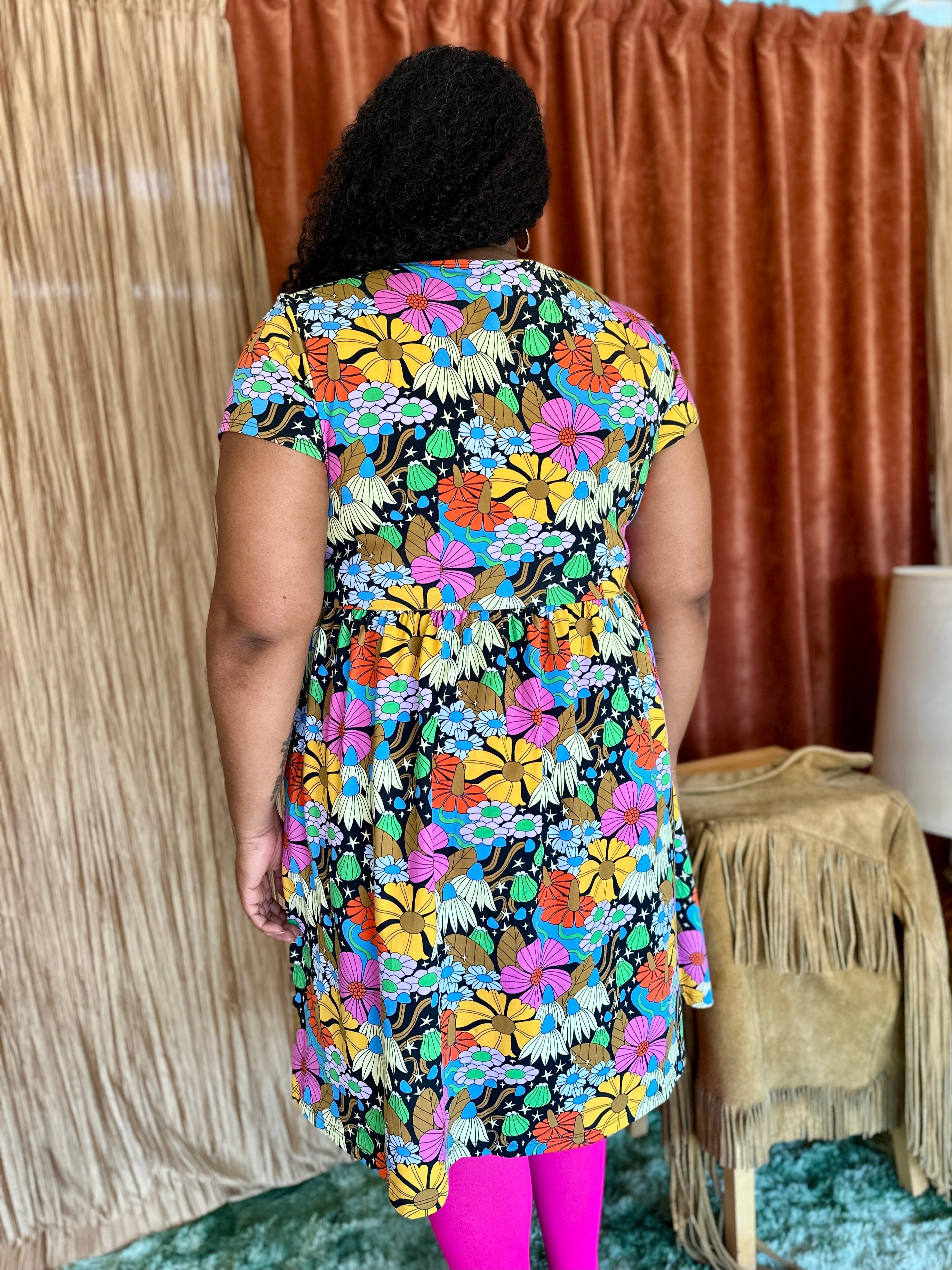 Lucy Cosmic Floral