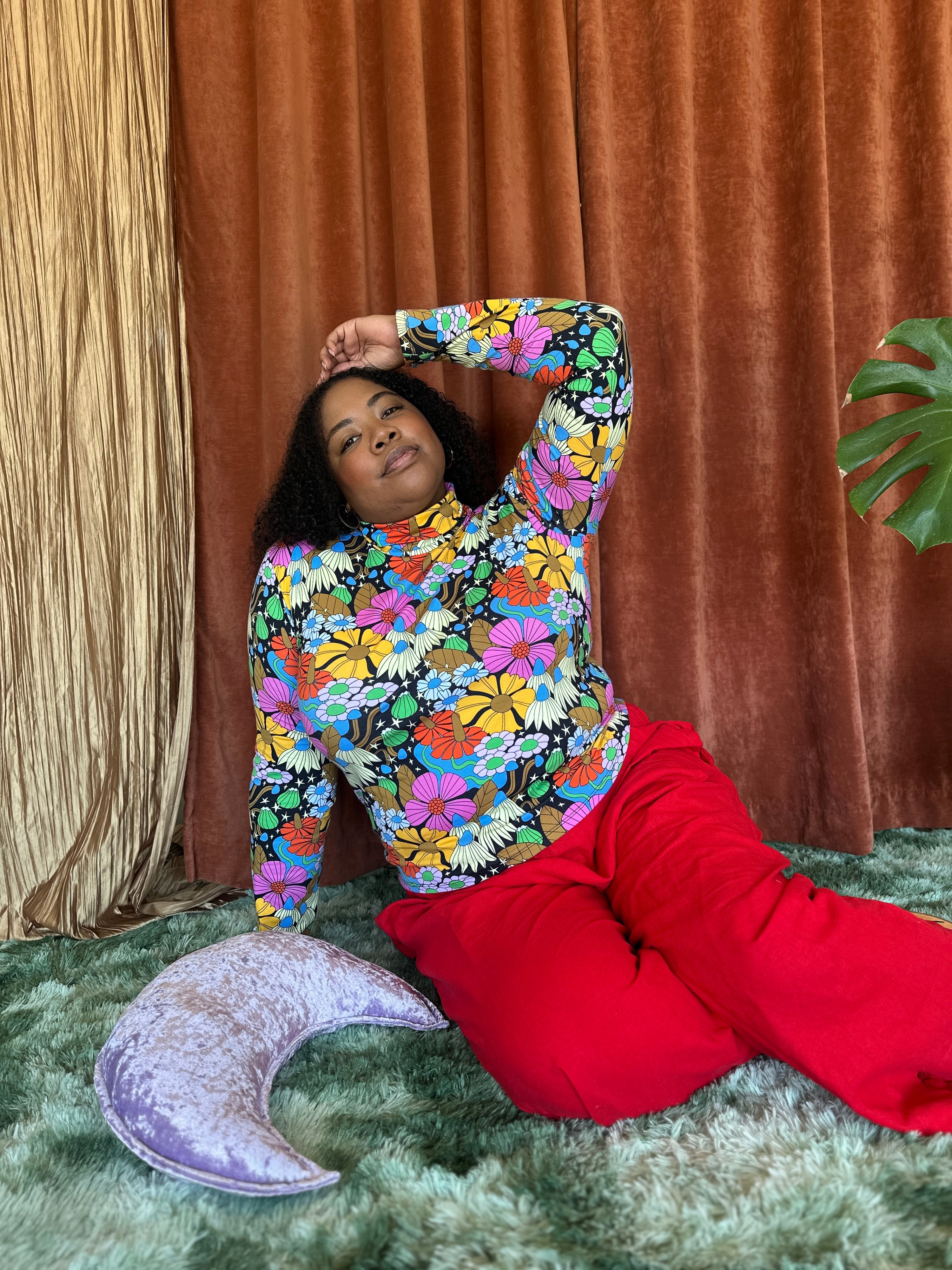 Turtleneck Cosmic Floral
