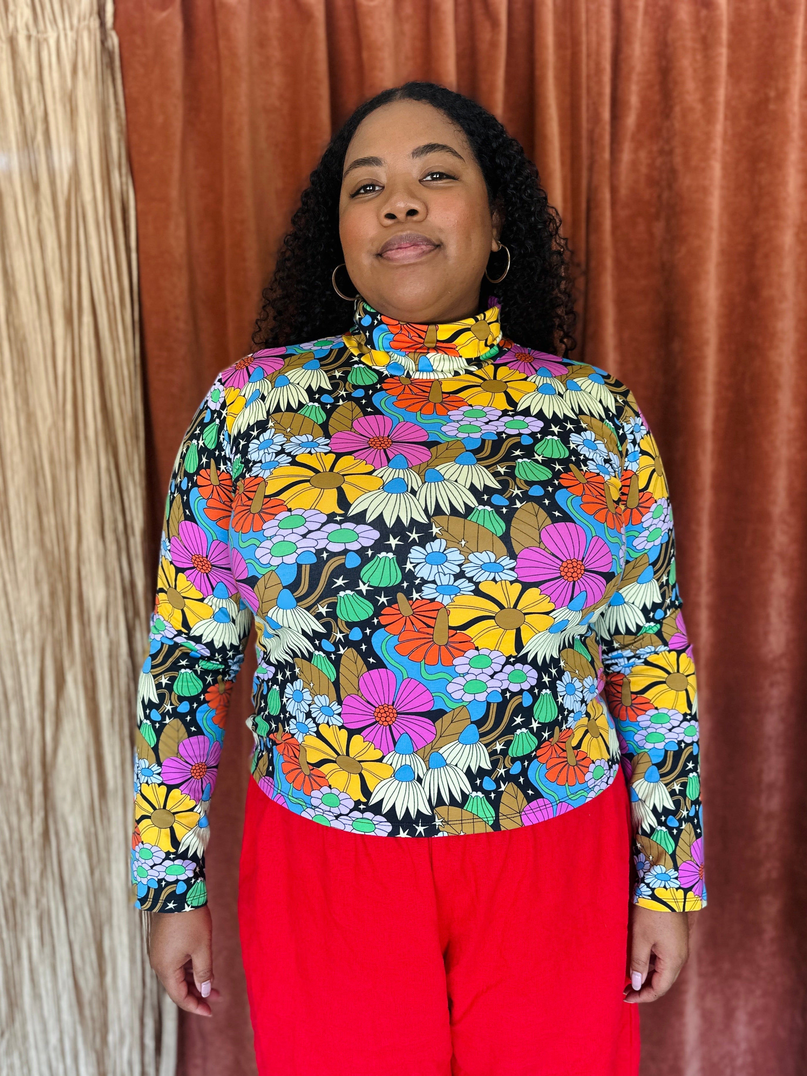 Turtleneck Cosmic Floral