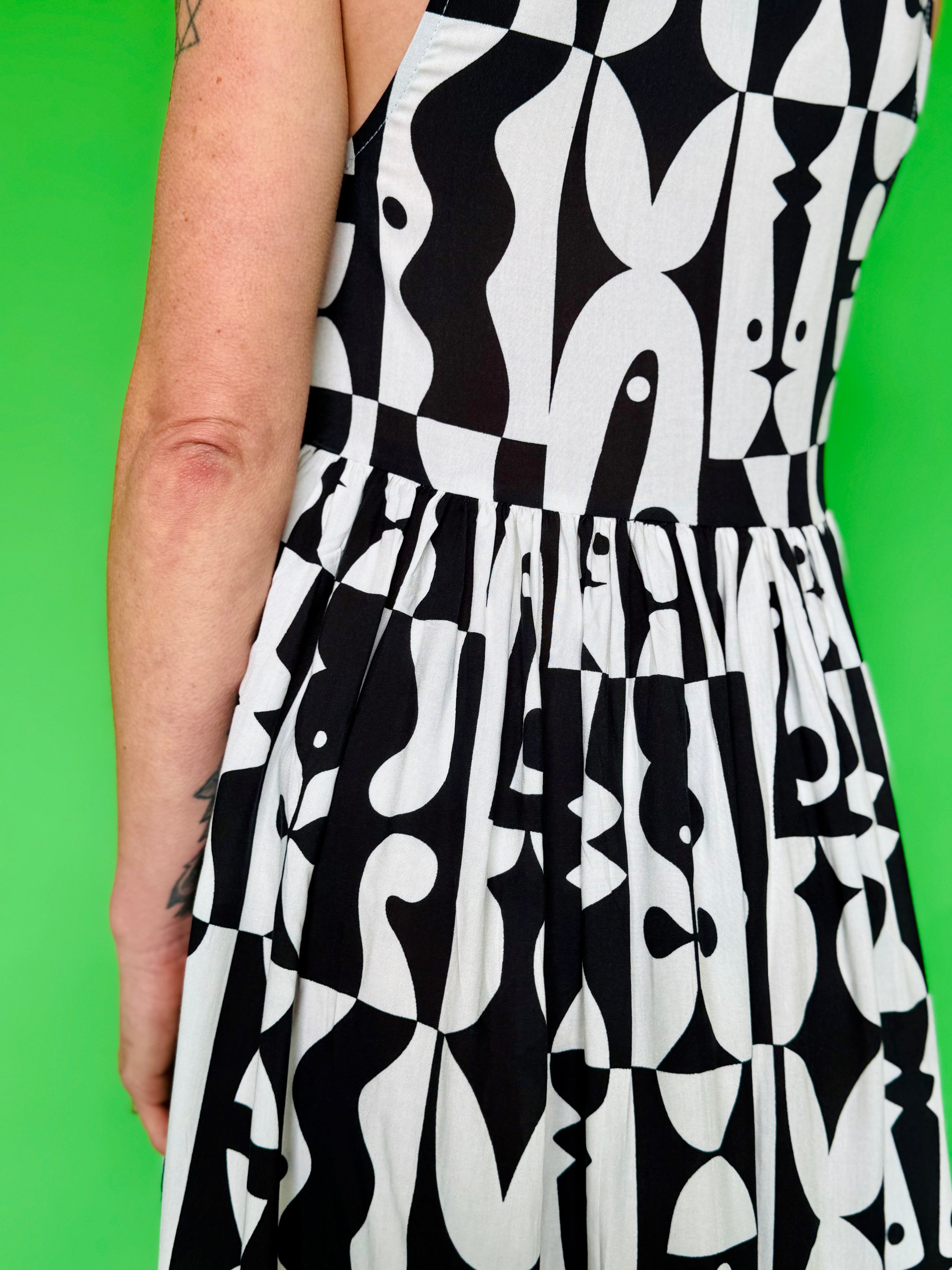 Rayon Naomi Illusions