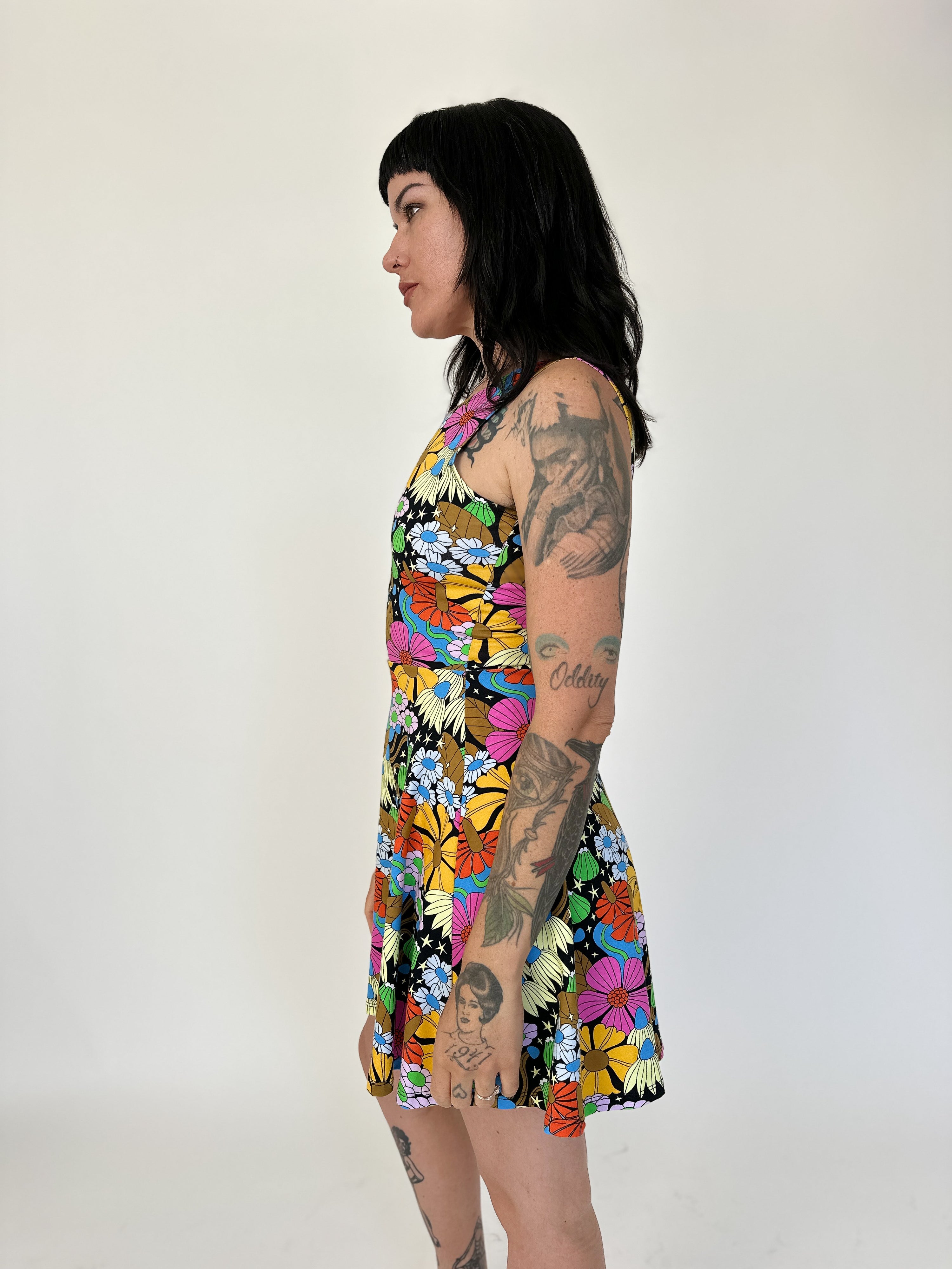 Brenda Cosmic Floral