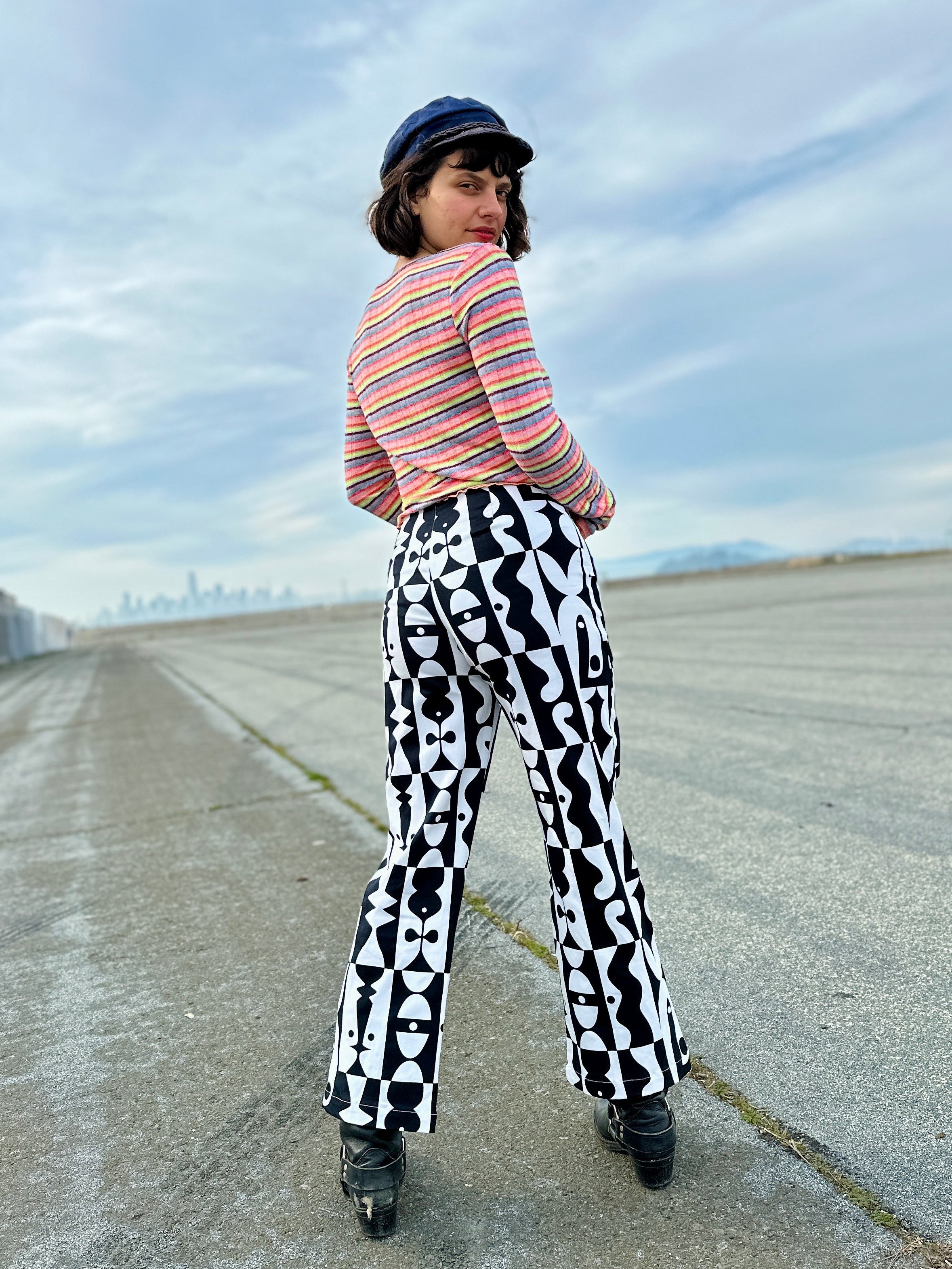 Casual Bell Illusions