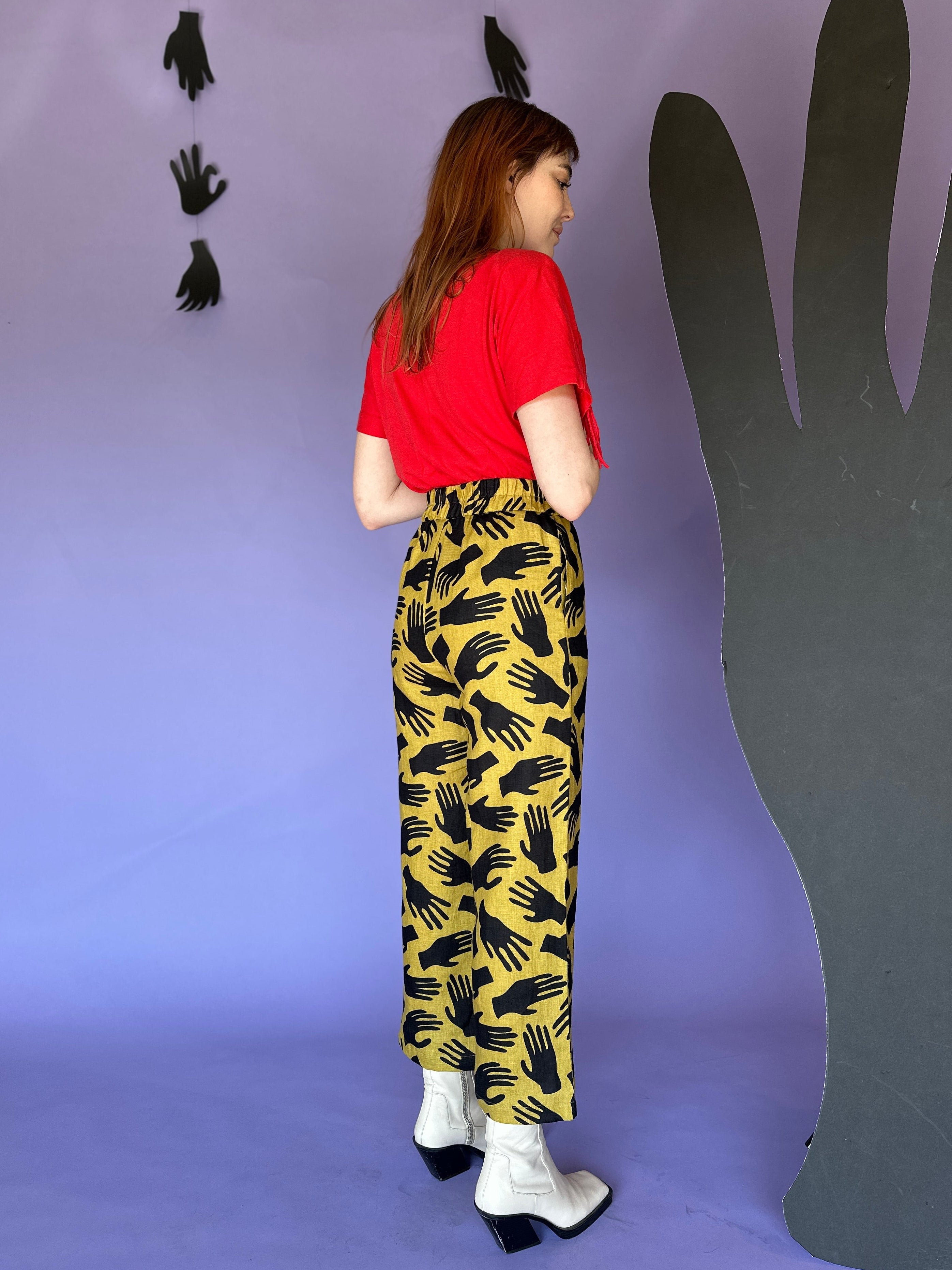 Linen Catalina Pant Hands