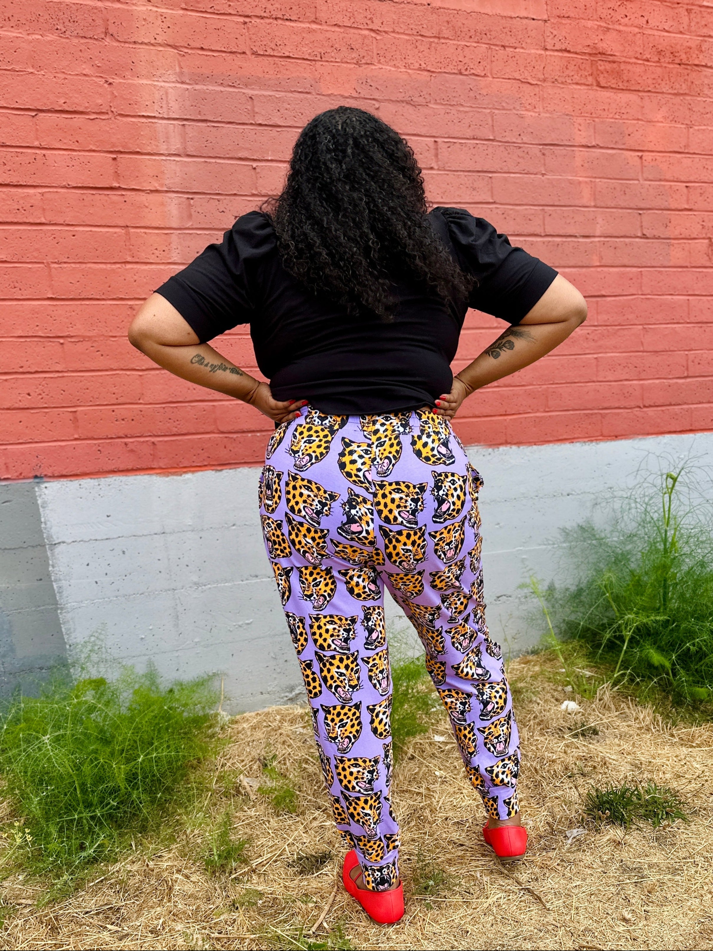 Jogger Cheetah Head