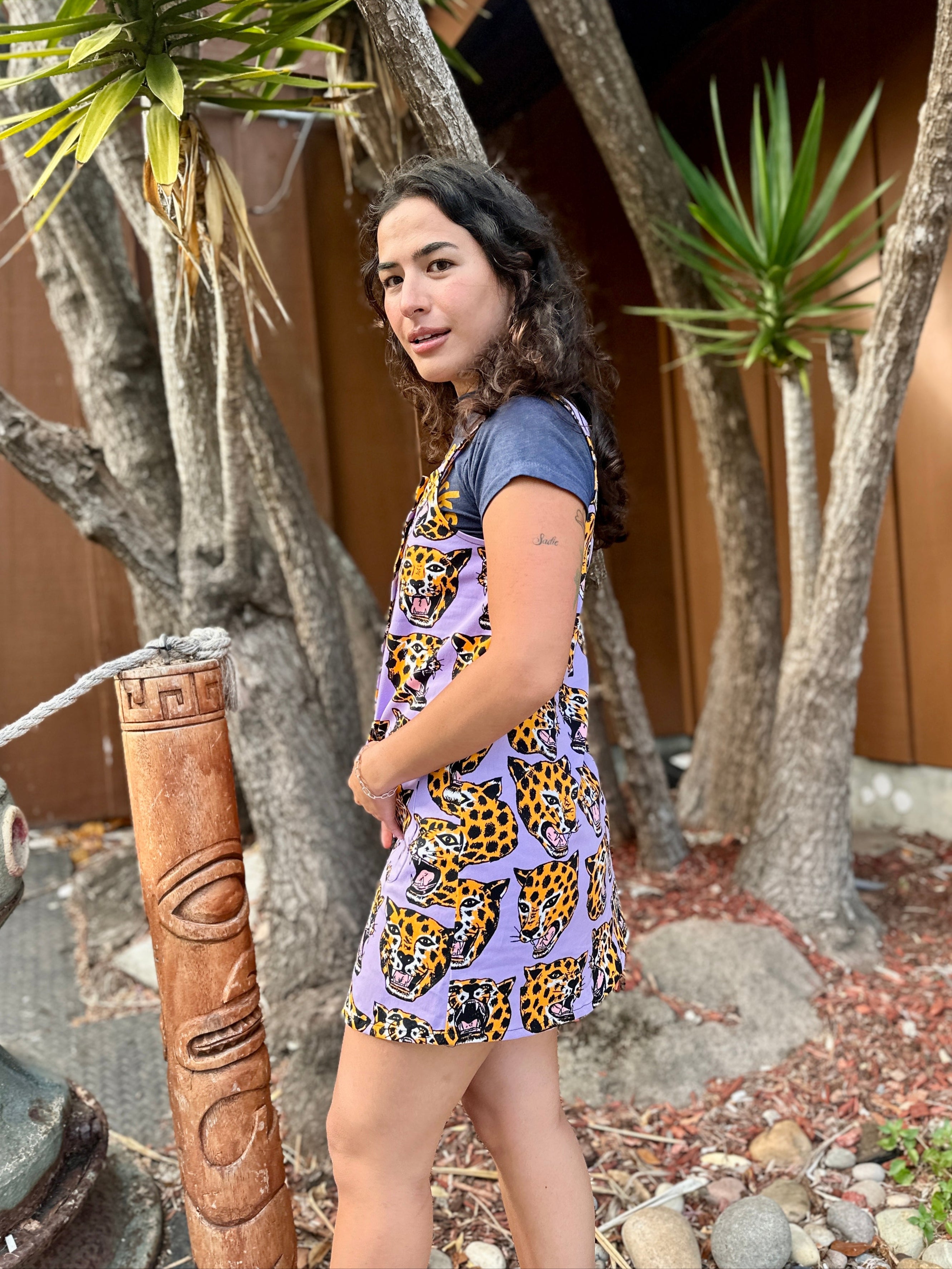 Twill Chloe Cheetah Head